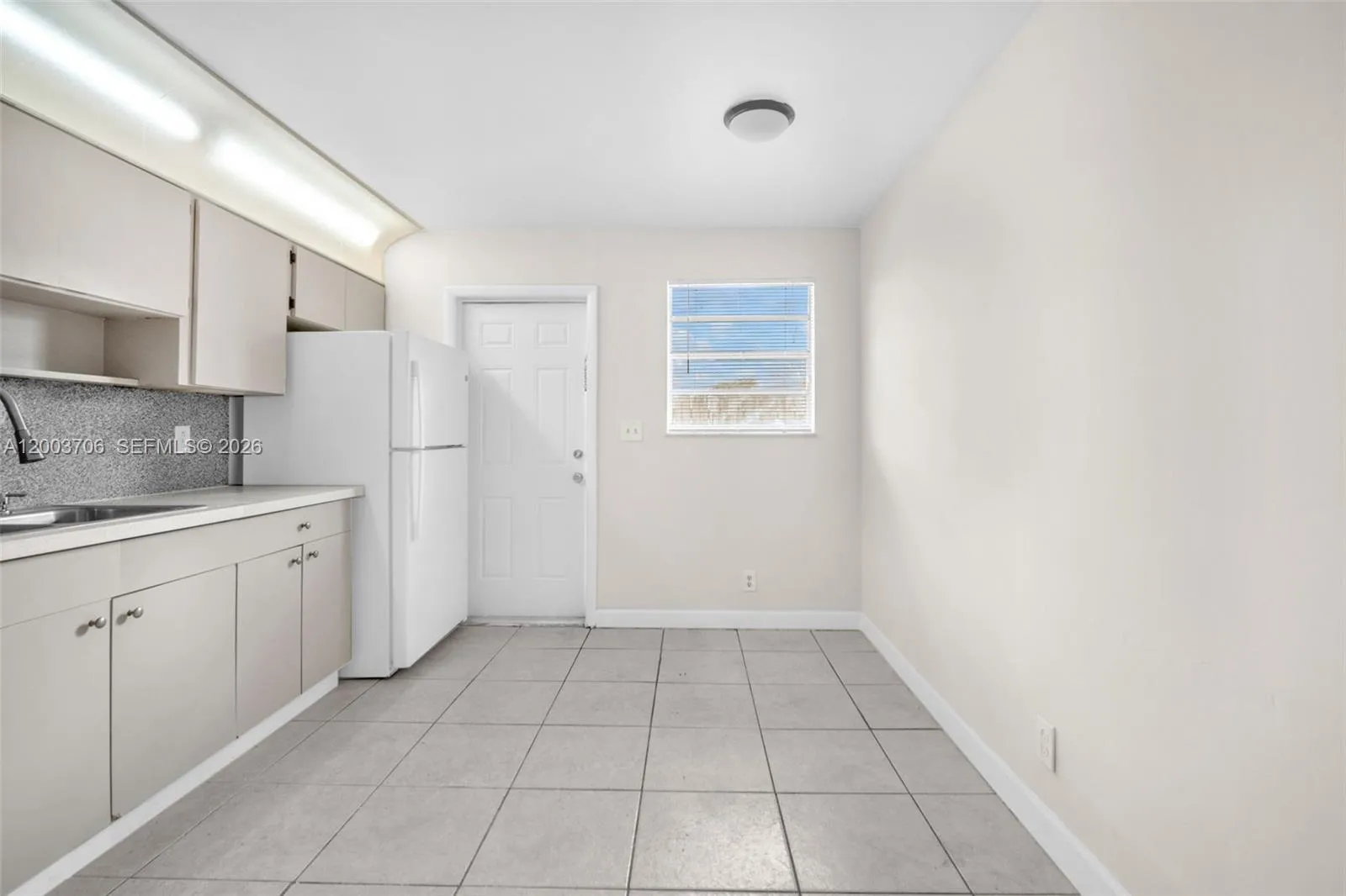 2125 Mckinley St Back, Hollywood, Florida 33020, Hollywood, Florida 33020, 3 Bedrooms Bedrooms, ,2 BathroomsBathrooms,Residential Lease,For Rent,2125 Mckinley St Back, Hollywood, Florida 33020,A12003706