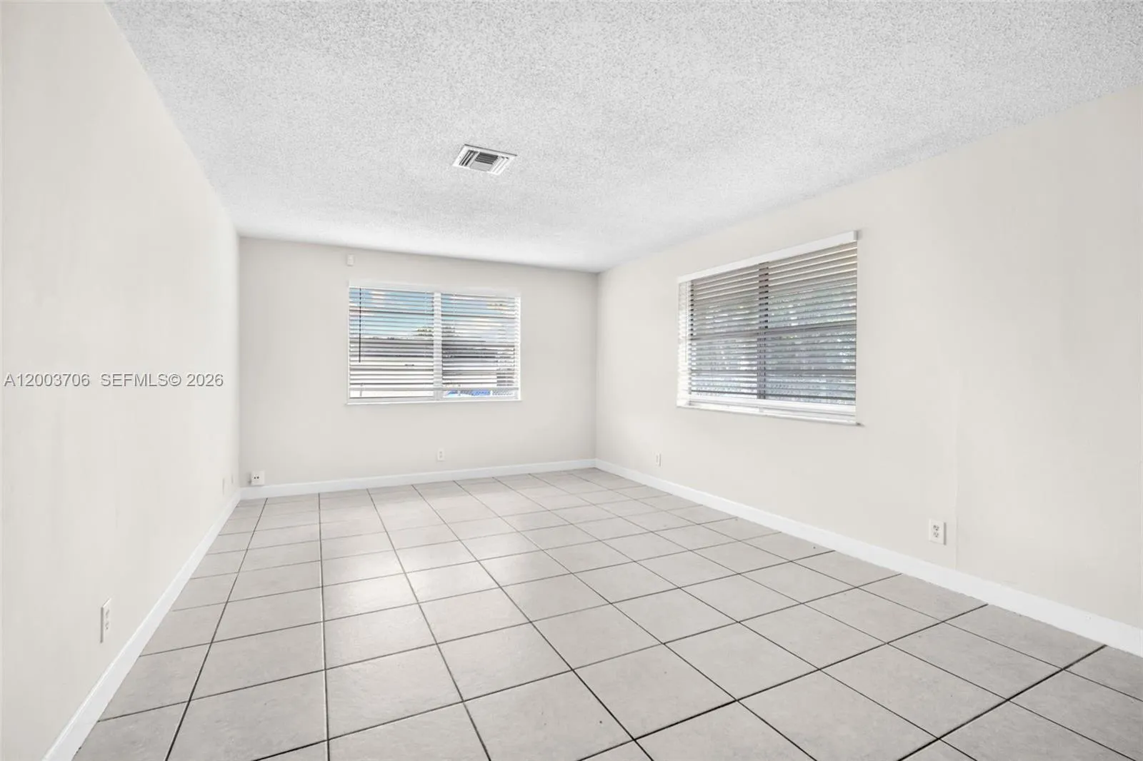 2125 Mckinley St Back, Hollywood, Florida 33020, Hollywood, Florida 33020, 3 Bedrooms Bedrooms, ,2 BathroomsBathrooms,Residential Lease,For Rent,2125 Mckinley St Back, Hollywood, Florida 33020,A12003706