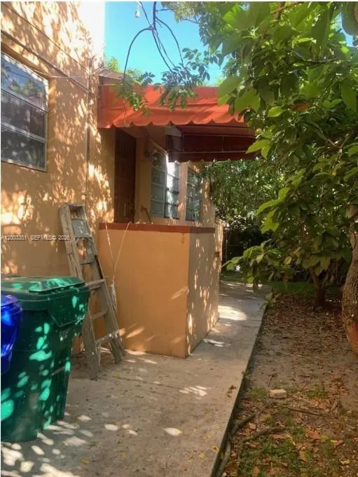 3410 Sw 11th St, Miami, Florida 33135, Miami, Florida 33135, ,Residential Income,For Sale,3410 Sw 11th St, Miami, Florida 33135,A12003351