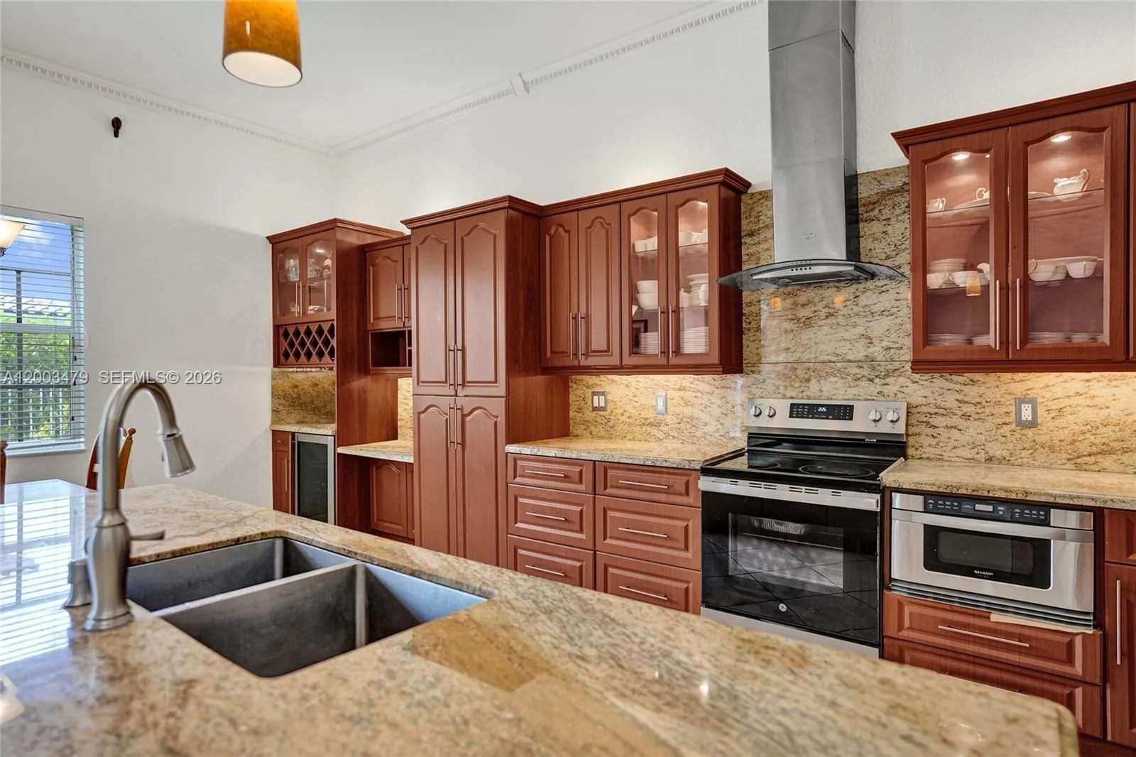 1169 Peregrine Way, Weston, Florida 33327, Weston, Florida 33327, 4 Bedrooms Bedrooms, ,2 BathroomsBathrooms,Residential,For Sale,1169 Peregrine Way, Weston, Florida 33327,A12003479