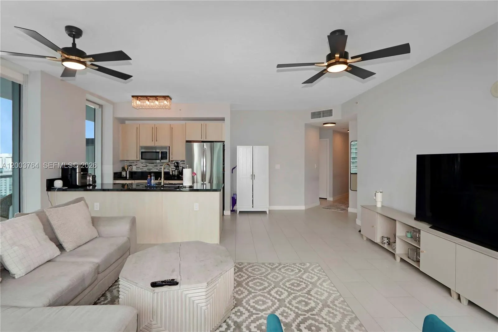 79 Sw 12th St 2106-s, Miami, Florida 33130, Miami, Florida 33130, 2 Bedrooms Bedrooms, ,2 BathroomsBathrooms,Residential Lease,For Rent,79 Sw 12th St 2106-s, Miami, Florida 33130,A12003764