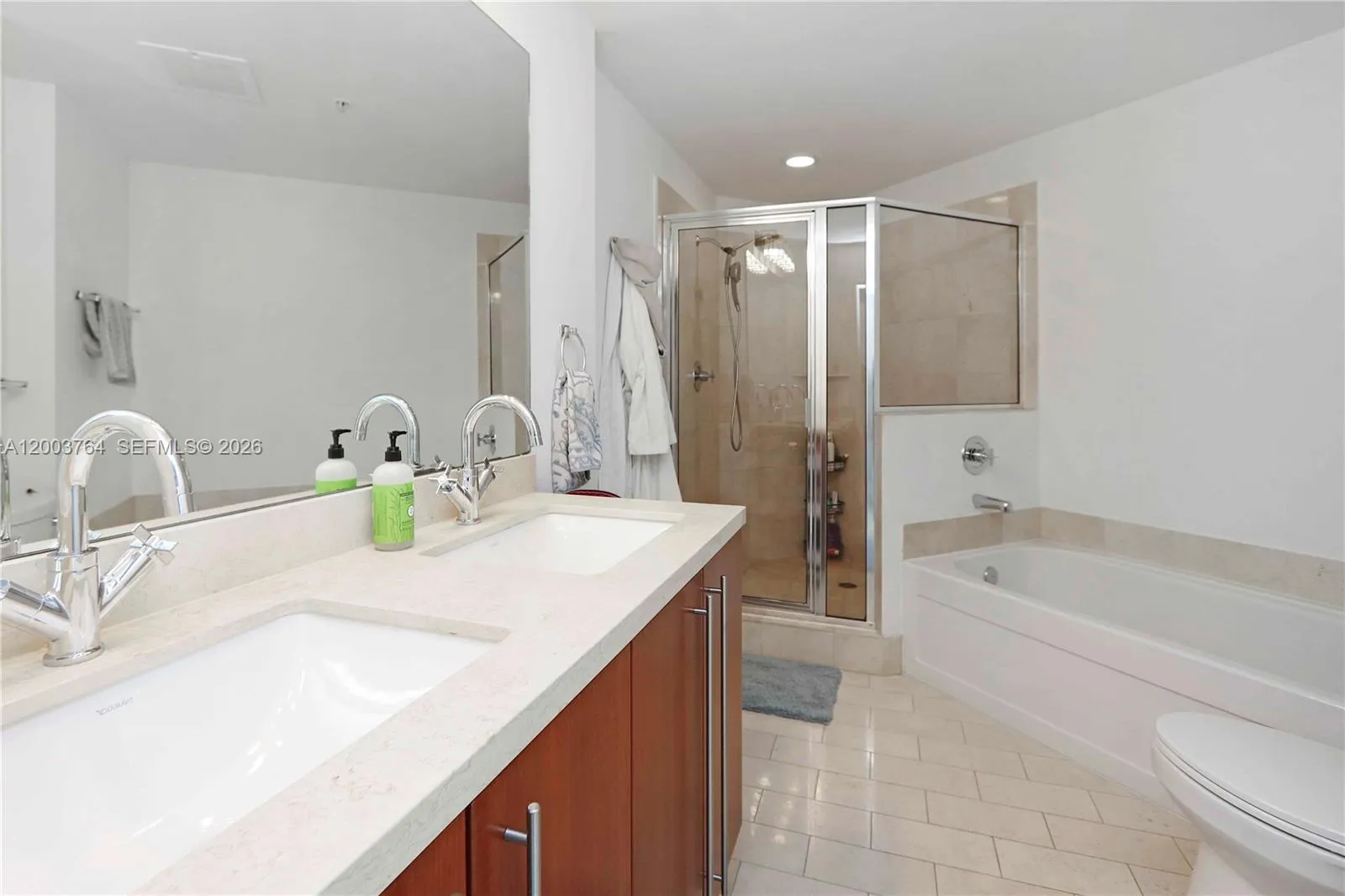 79 Sw 12th St 2106-s, Miami, Florida 33130, Miami, Florida 33130, 2 Bedrooms Bedrooms, ,2 BathroomsBathrooms,Residential Lease,For Rent,79 Sw 12th St 2106-s, Miami, Florida 33130,A12003764