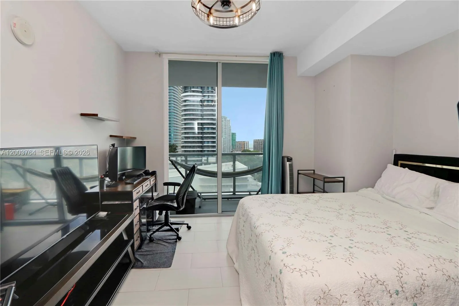 79 Sw 12th St 2106-s, Miami, Florida 33130, Miami, Florida 33130, 2 Bedrooms Bedrooms, ,2 BathroomsBathrooms,Residential Lease,For Rent,79 Sw 12th St 2106-s, Miami, Florida 33130,A12003764