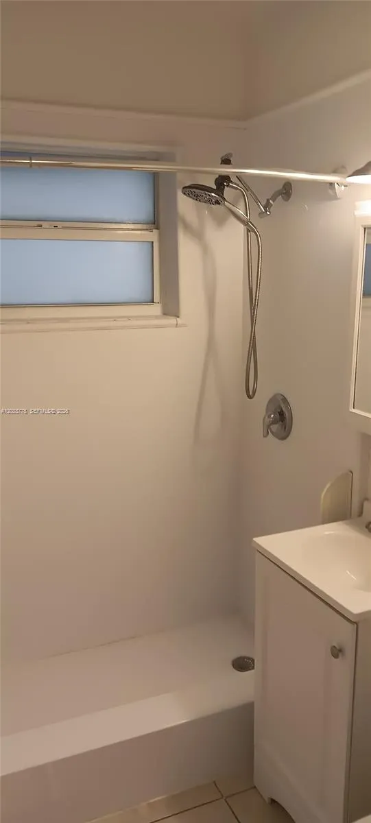 1600 Sw 14th St, Fort Lauderdale, Florida 33312, Fort Lauderdale, Florida 33312, 2 Bedrooms Bedrooms, ,1 BathroomBathrooms,Residential Lease,For Rent,1600 Sw 14th St, Fort Lauderdale, Florida 33312,A12003776