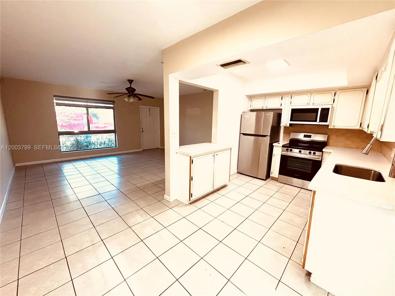 1050 Sw 2nd Ave 1050, Dania Beach, Florida 33004, Dania Beach, Florida 33004, 2 Bedrooms Bedrooms, ,2 BathroomsBathrooms,Residential Lease,For Rent,1050 Sw 2nd Ave 1050, Dania Beach, Florida 33004,A12003799