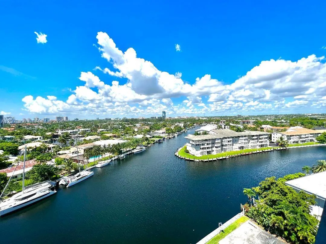 401 Golden Isles Dr 1011, Hallandale Beach, Florid, Hallandale Beach, Florida 33009, 1 Bedroom Bedrooms, ,1 BathroomBathrooms,Residential Lease,For Rent,401 Golden Isles Dr 1011, Hallandale Beach, Florid,A12003806