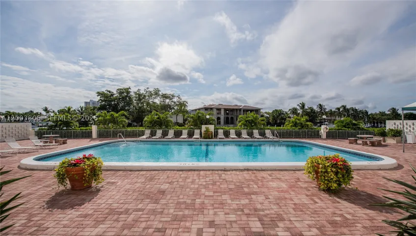 POOL DECK