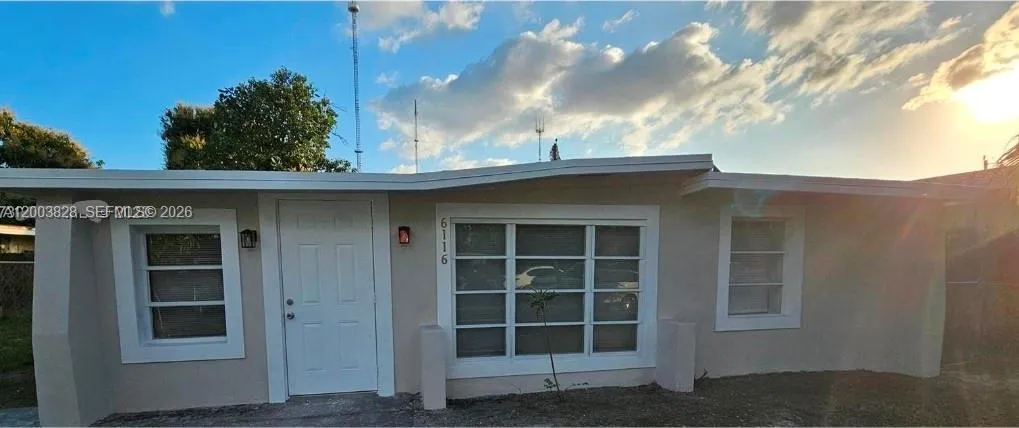 6116 Sw 38th St, Miramar, Florida 33023, Miramar, Florida 33023, 3 Bedrooms Bedrooms, ,3 BathroomsBathrooms,Residential Lease,For Rent,6116 Sw 38th St, Miramar, Florida 33023,A12003828