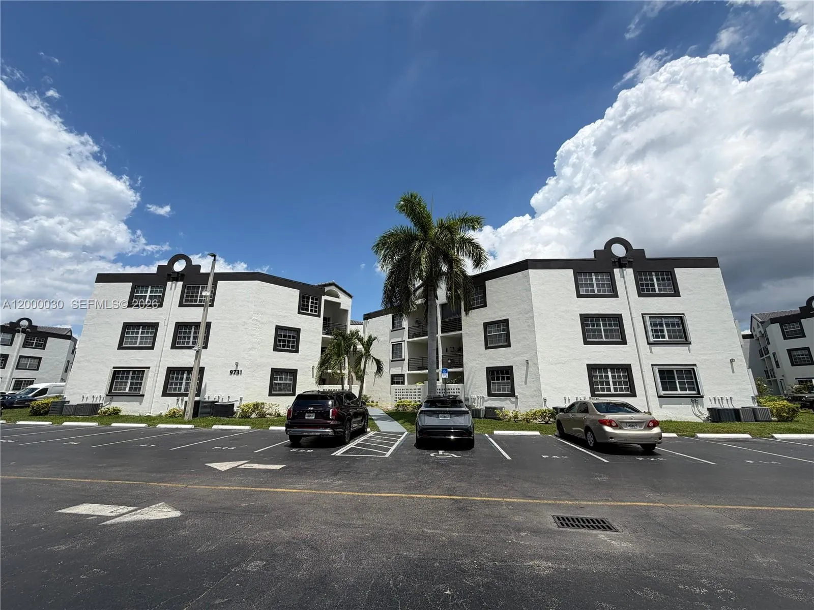 9731 Fontainebleau Blvd F310, Miami, Florida 33172, Miami, Florida 33172, 2 Bedrooms Bedrooms, ,1 BathroomBathrooms,Residential Lease,For Rent,9731 Fontainebleau Blvd F310, Miami, Florida 33172,A12000030