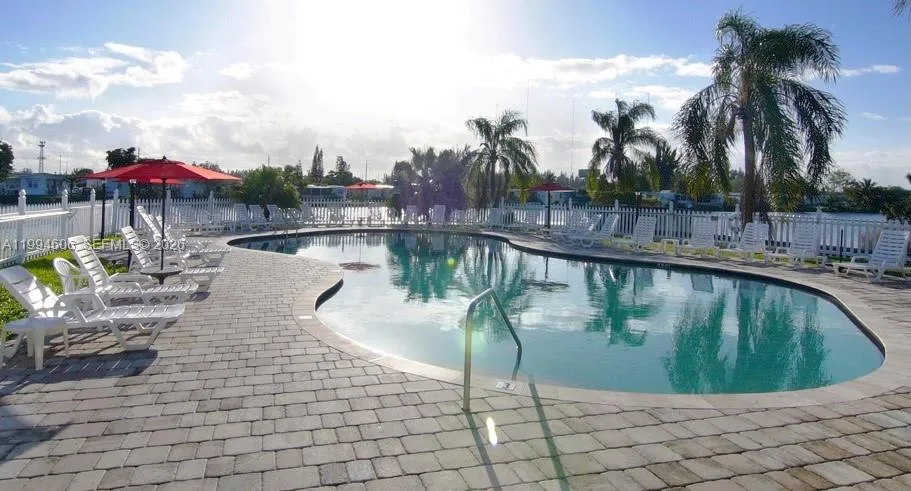 5210 35 Court, Davie, Florida 33314, Davie, Florida 33314, 2 Bedrooms Bedrooms, ,2 BathroomsBathrooms,Residential,For Sale,5210 35 Court, Davie, Florida 33314,A11994606