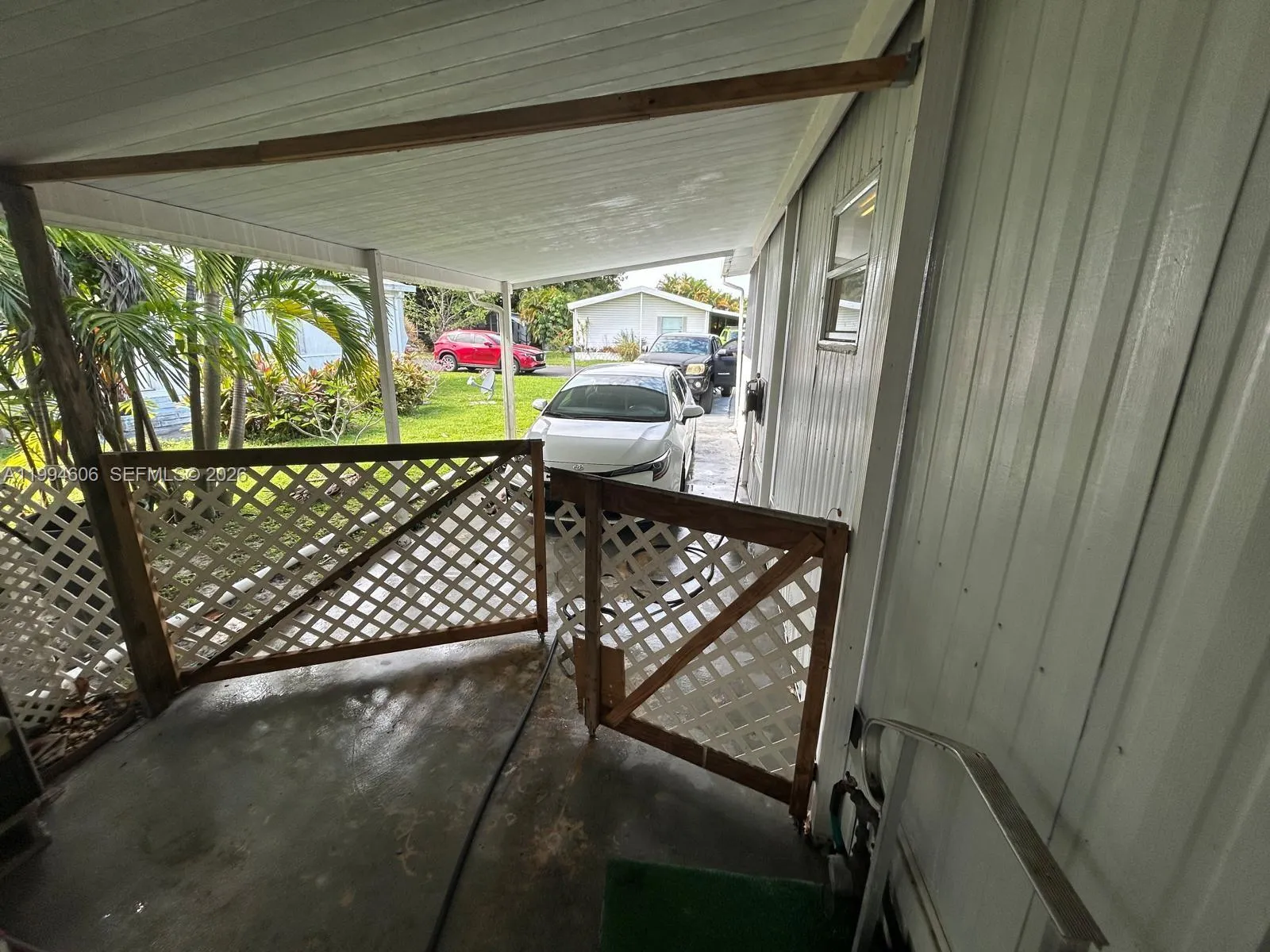 5210 35 Court, Davie, Florida 33314, Davie, Florida 33314, 2 Bedrooms Bedrooms, ,2 BathroomsBathrooms,Residential,For Sale,5210 35 Court, Davie, Florida 33314,A11994606