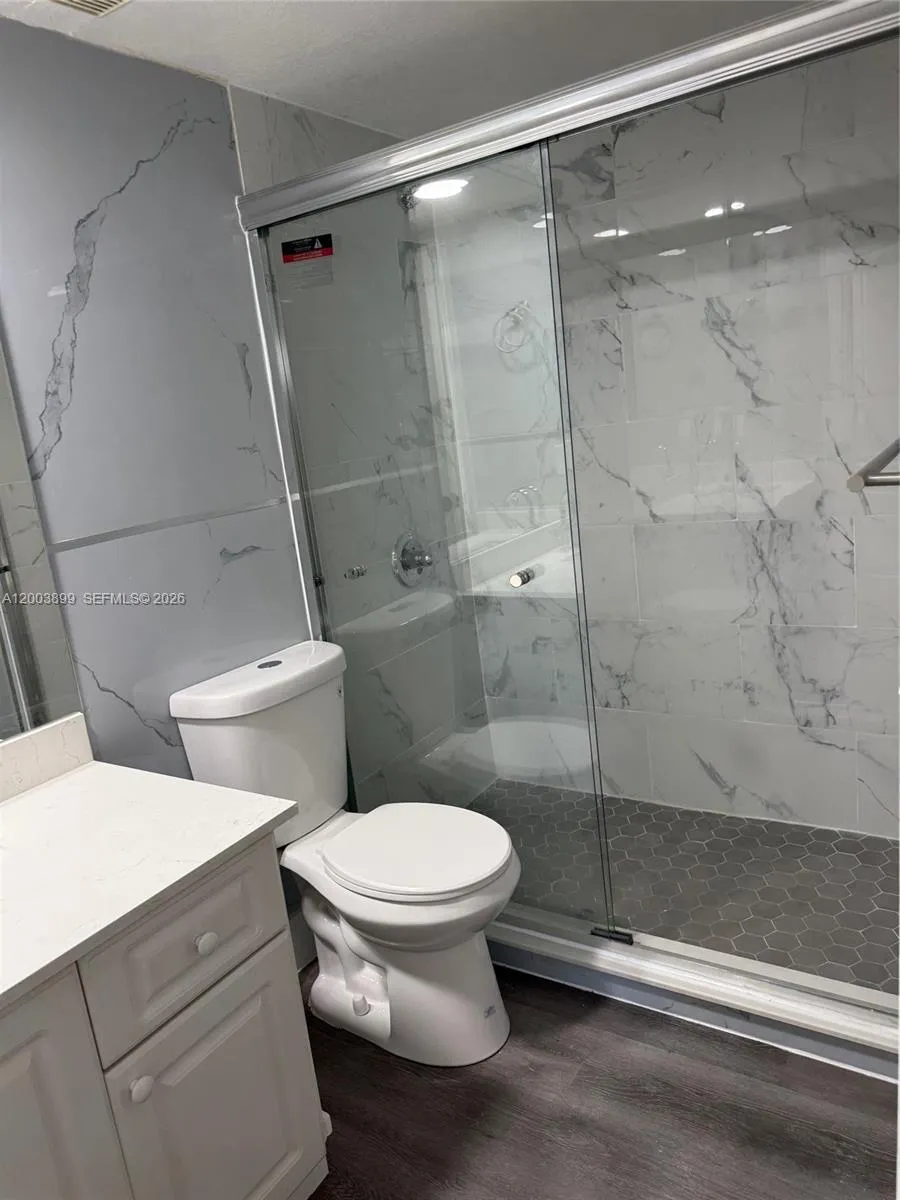 8000 W 28th Ct 107, Hialeah, Florida 33018, Hialeah, Florida 33018, 2 Bedrooms Bedrooms, ,2 BathroomsBathrooms,Residential Lease,For Rent,8000 W 28th Ct 107, Hialeah, Florida 33018,A12003899