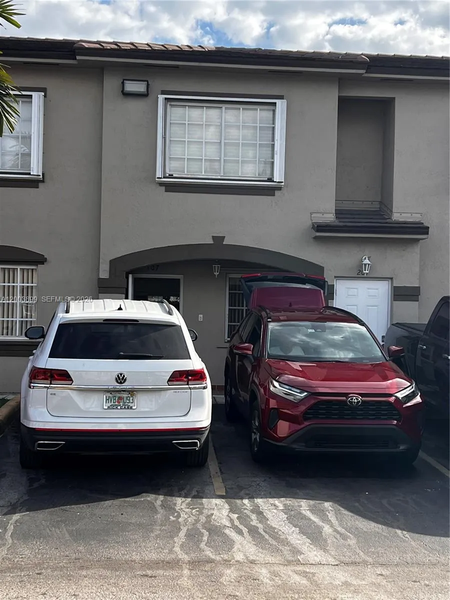 8000 W 28th Ct 107, Hialeah, Florida 33018, Hialeah, Florida 33018, 2 Bedrooms Bedrooms, ,2 BathroomsBathrooms,Residential Lease,For Rent,8000 W 28th Ct 107, Hialeah, Florida 33018,A12003899