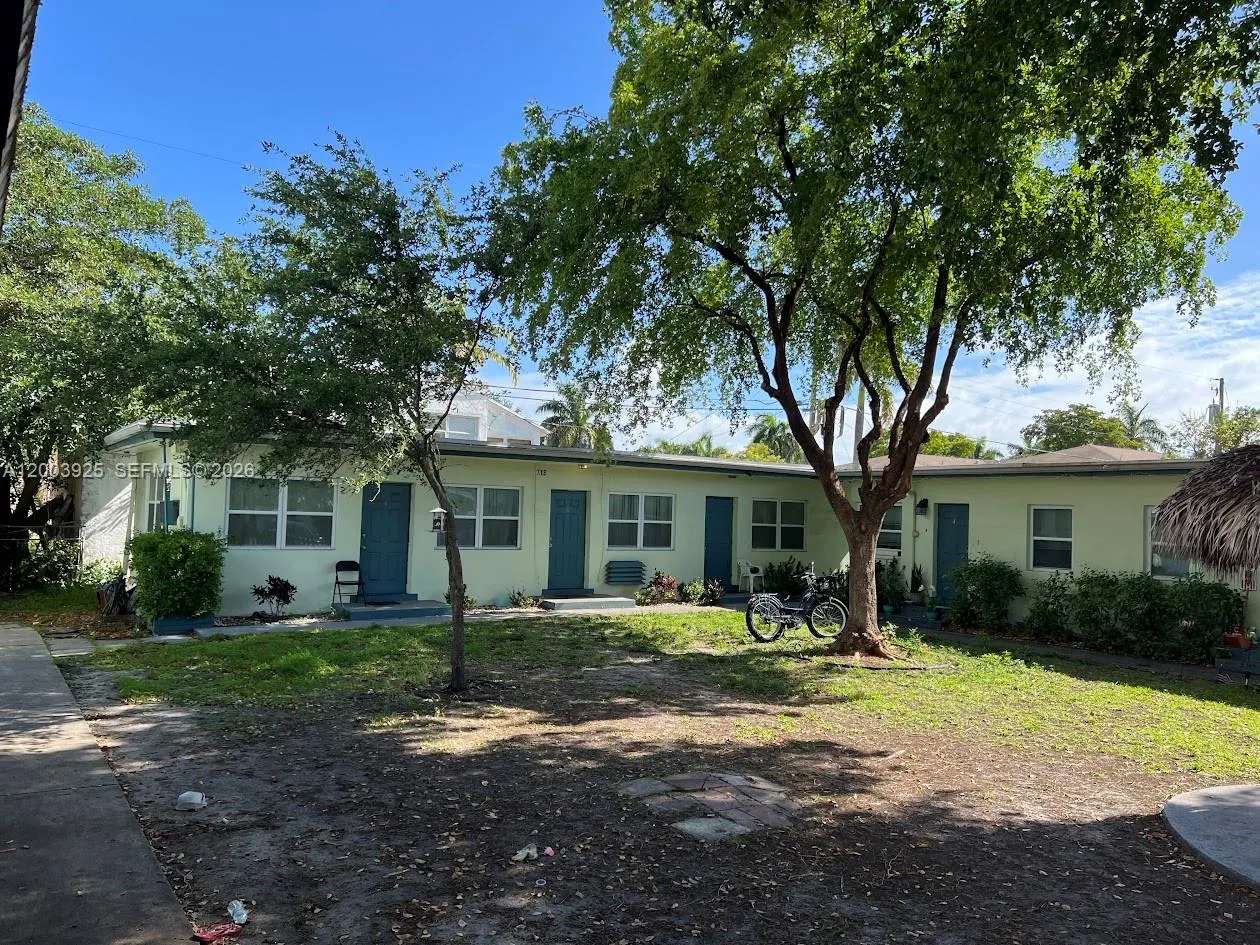 705-713 Ne 3rd St 1-9, Hallandale Beach, Florida 3, Hallandale Beach, Florida 33009, ,Commercial Sale,For Sale,705-713 Ne 3rd St 1-9, Hallandale Beach, Florida 3,A12003925