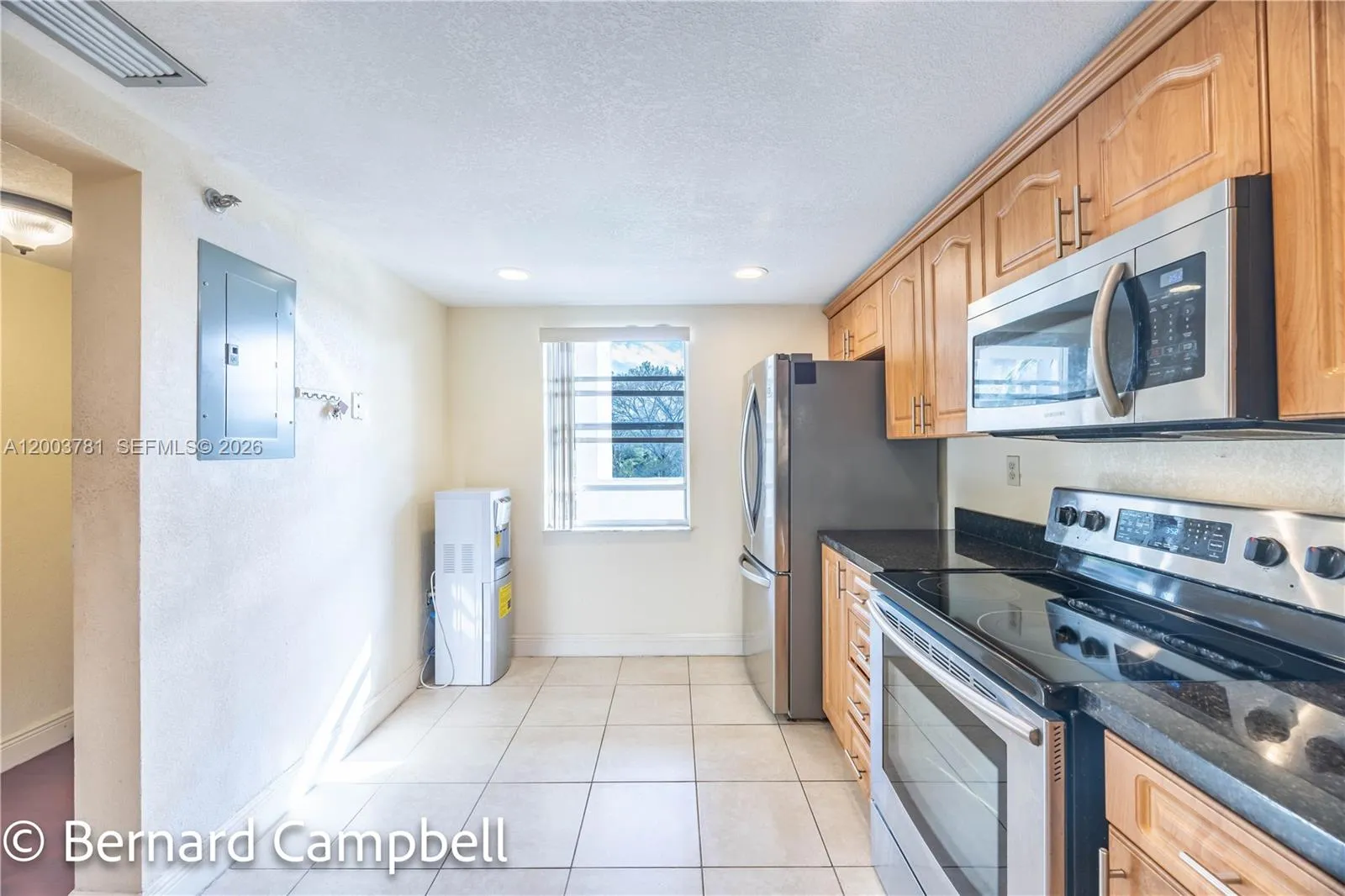 3940 Inverrary Blvd 403-a, Lauderhill, Florida 333, Lauderhill, Florida 33319, 2 Bedrooms Bedrooms, ,2 BathroomsBathrooms,Residential,For Sale,3940 Inverrary Blvd 403-a, Lauderhill, Florida 333,A12003781