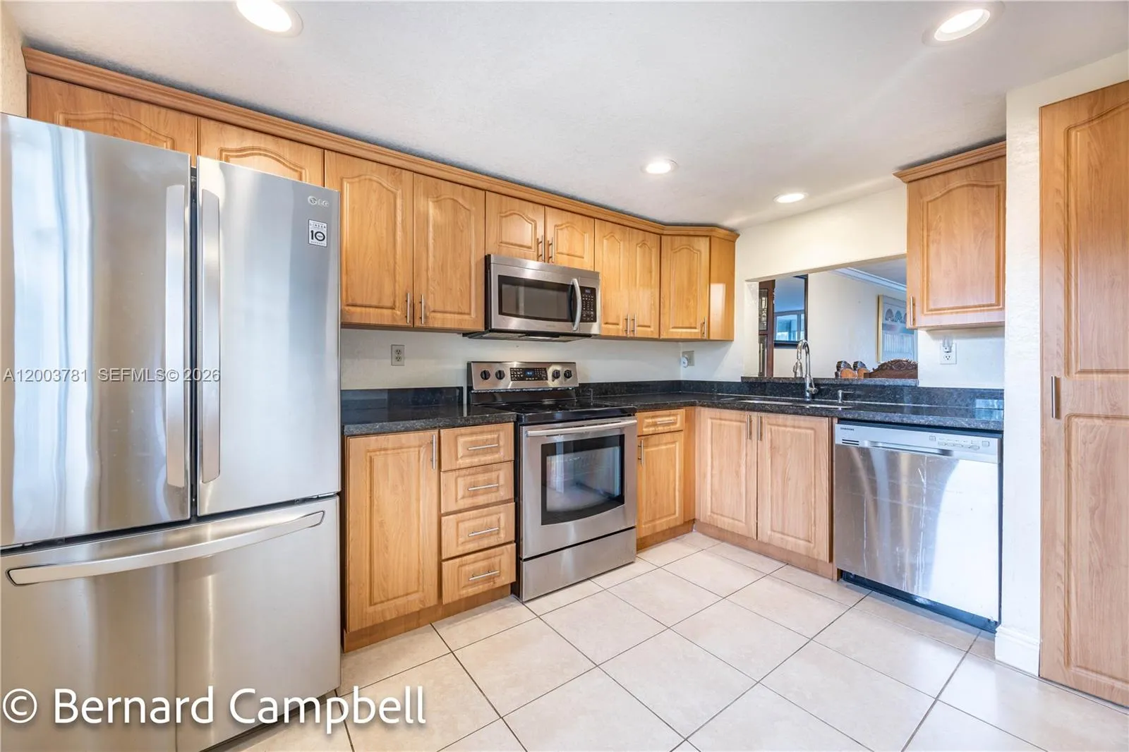 3940 Inverrary Blvd 403-a, Lauderhill, Florida 333, Lauderhill, Florida 33319, 2 Bedrooms Bedrooms, ,2 BathroomsBathrooms,Residential,For Sale,3940 Inverrary Blvd 403-a, Lauderhill, Florida 333,A12003781