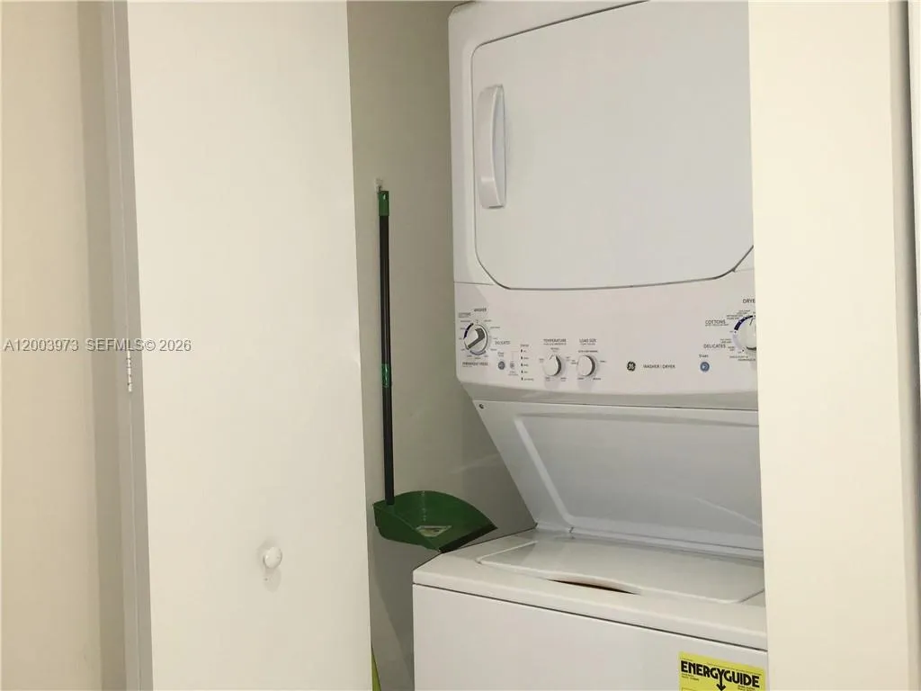 6416 Nw 104 Path 1, Doral, Florida 33178, Doral, Florida 33178, ,1 BathroomBathrooms,Residential Lease,For Rent,6416 Nw 104 Path 1, Doral, Florida 33178,A12003973