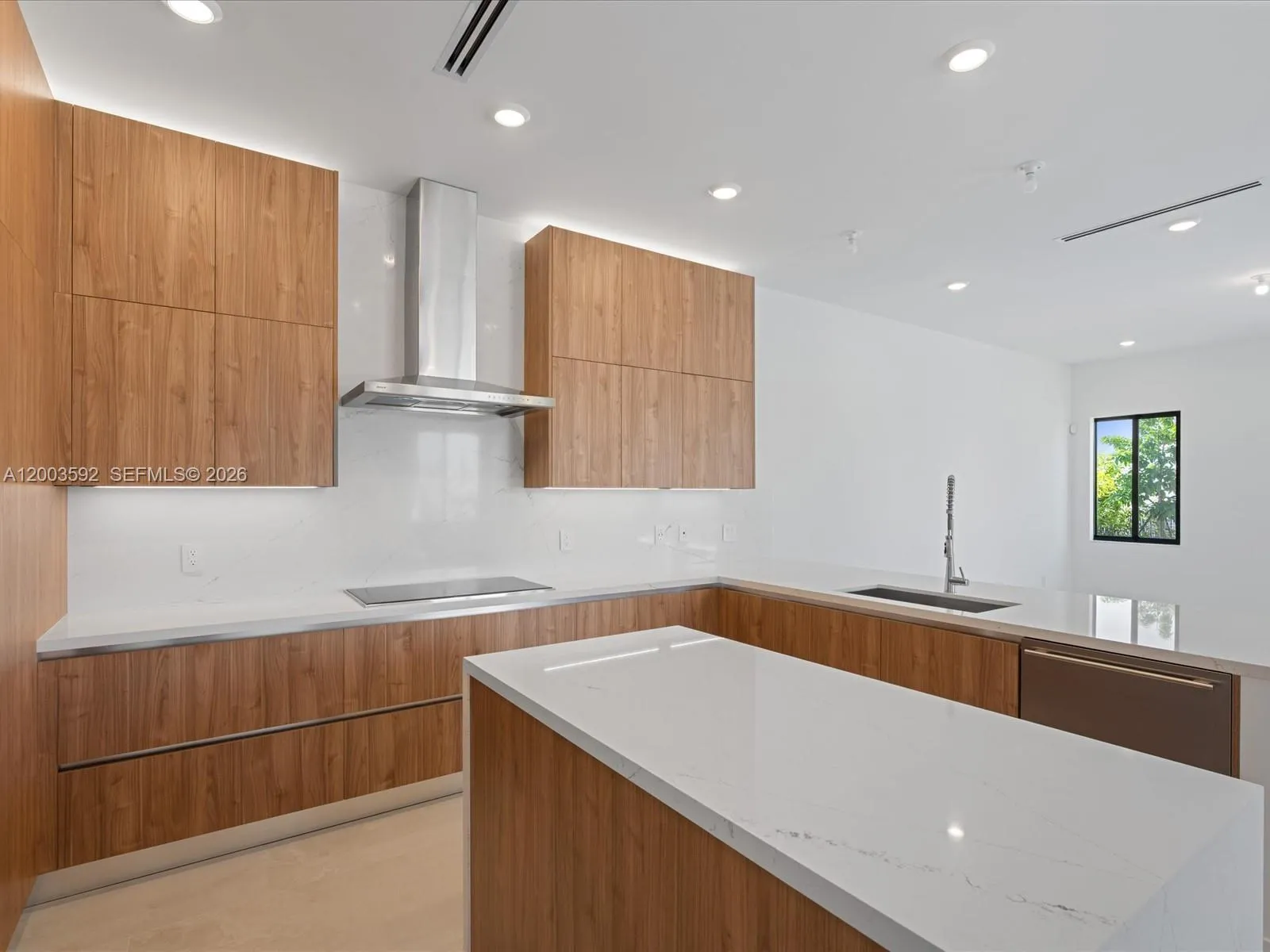 19602 Ne 14 Ct 0, Miami, Florida 33179, Miami, Florida 33179, 5 Bedrooms Bedrooms, ,4 BathroomsBathrooms,Residential Lease,For Rent,19602 Ne 14 Ct 0, Miami, Florida 33179,A12003592