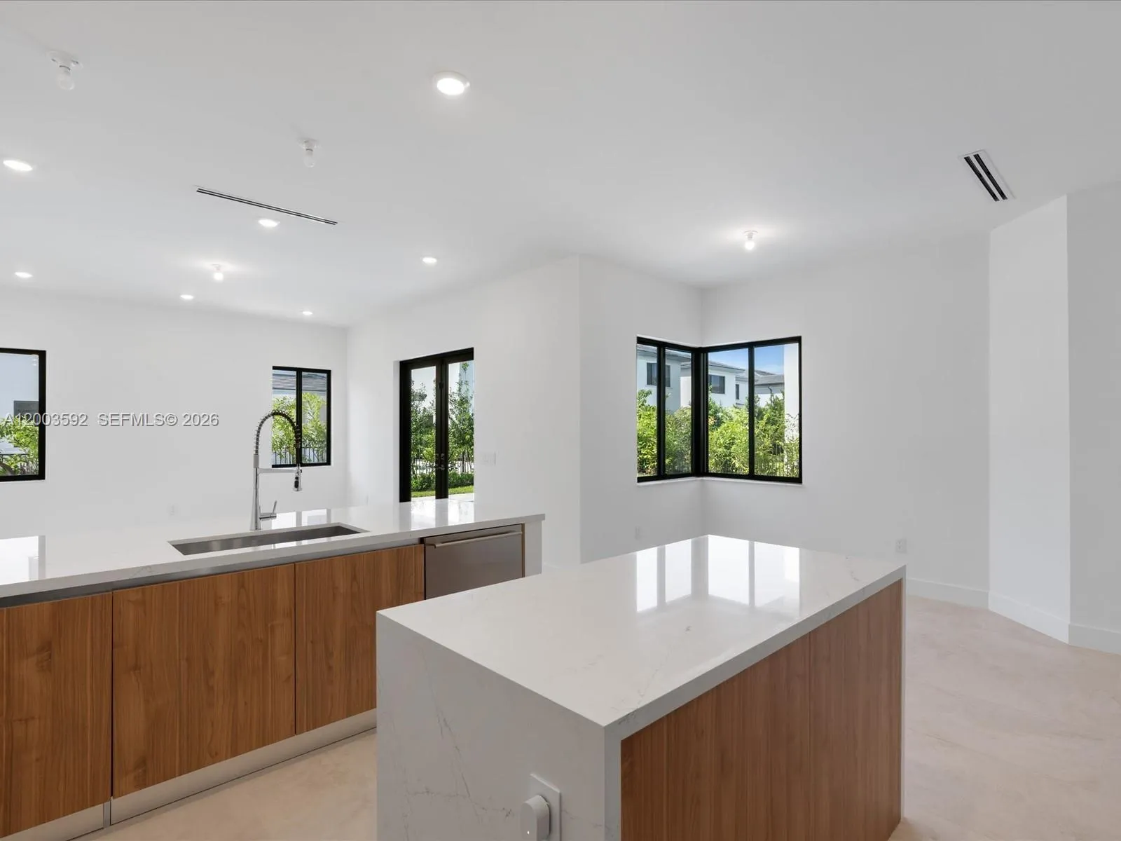 19602 Ne 14 Ct 0, Miami, Florida 33179, Miami, Florida 33179, 5 Bedrooms Bedrooms, ,4 BathroomsBathrooms,Residential Lease,For Rent,19602 Ne 14 Ct 0, Miami, Florida 33179,A12003592