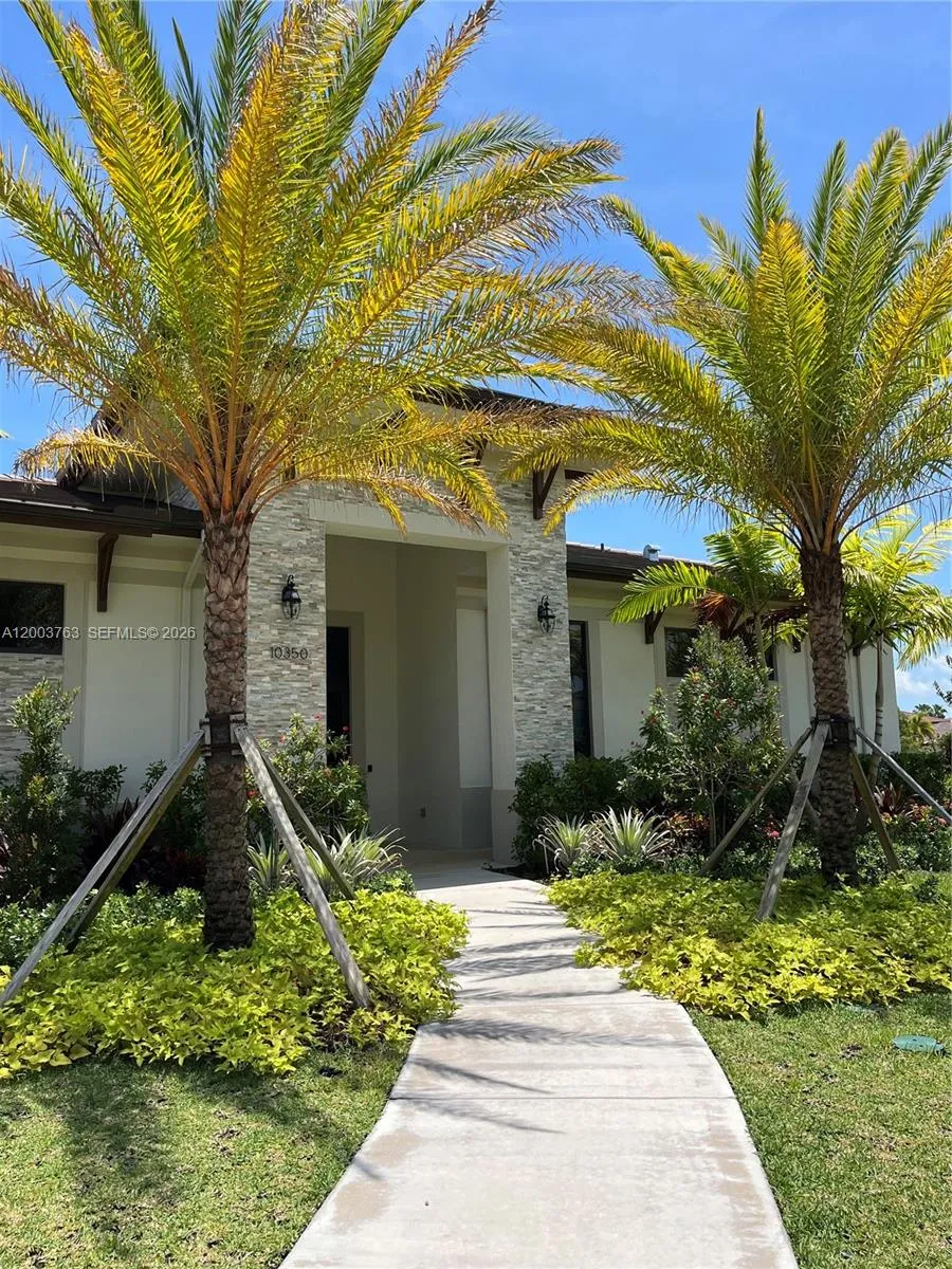 10124 Sw 228th Ter, Miami, Florida 33190, Miami, Florida 33190, 3 Bedrooms Bedrooms, ,2 BathroomsBathrooms,Residential,For Sale,10124 Sw 228th Ter, Miami, Florida 33190,A12003763