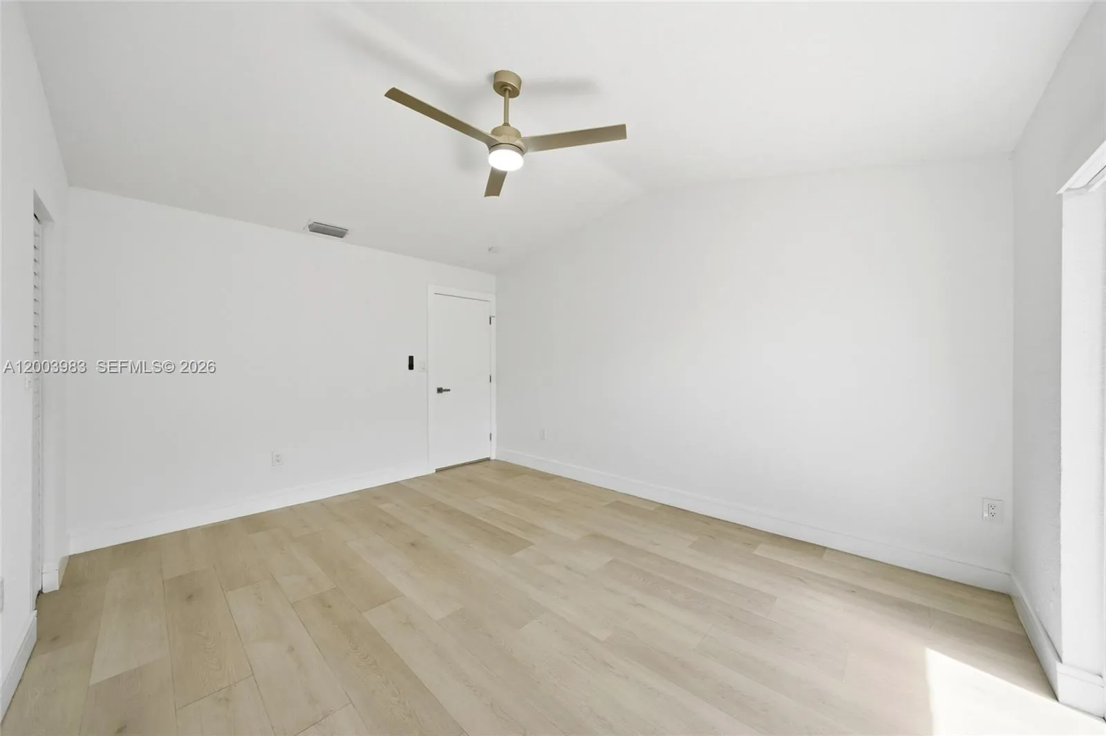 6136 Nw 181st Terr Cir W, Hialeah, Florida 33015, Hialeah, Florida 33015, 3 Bedrooms Bedrooms, ,2 BathroomsBathrooms,Residential,For Sale,6136 Nw 181st Terr Cir W, Hialeah, Florida 33015,A12003983