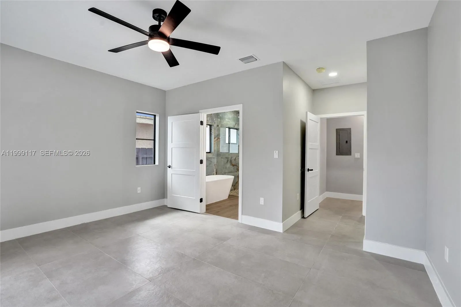 West Park, Florida 33023, West Park, Florida 33023, 4 Bedrooms Bedrooms, ,3 BathroomsBathrooms,Residential,For Sale, West Park, Florida 33023,A11999117