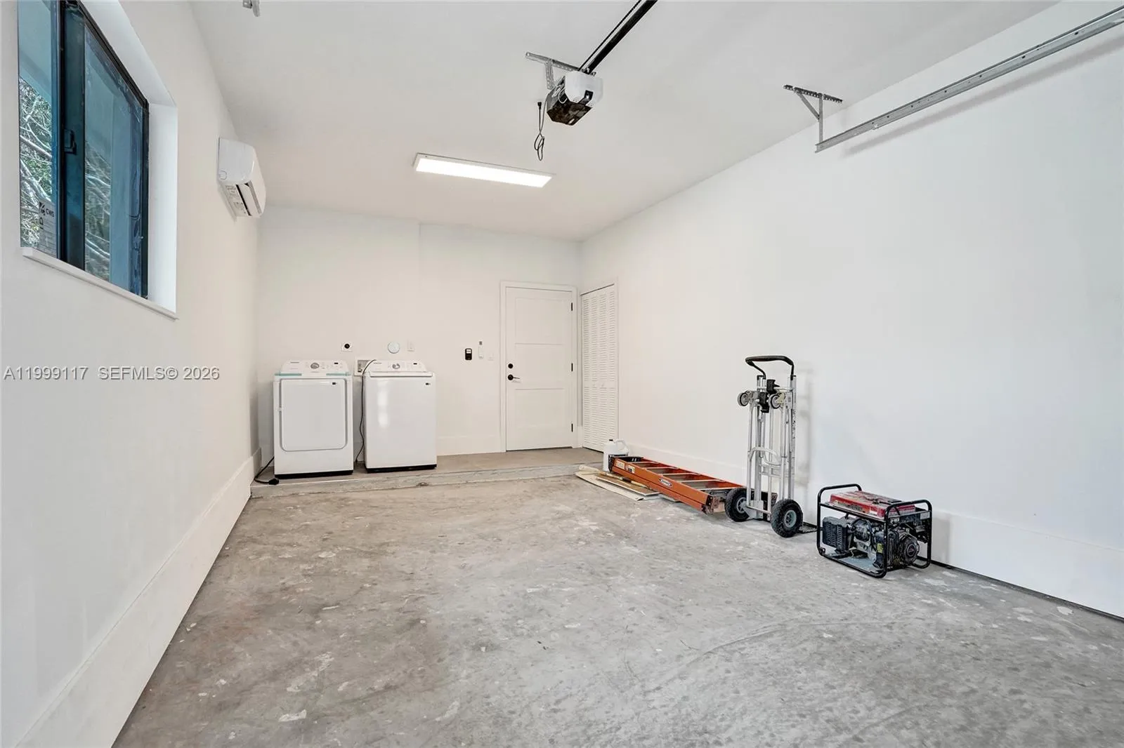 West Park, Florida 33023, West Park, Florida 33023, 4 Bedrooms Bedrooms, ,3 BathroomsBathrooms,Residential,For Sale, West Park, Florida 33023,A11999117