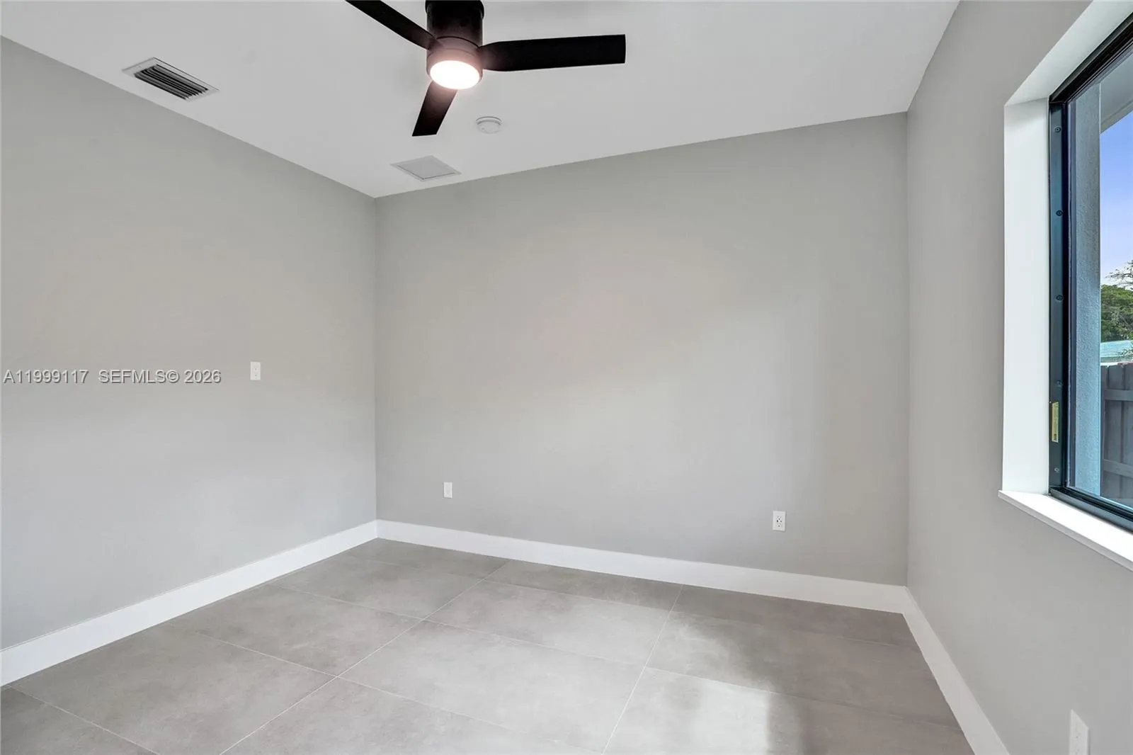 West Park, Florida 33023, West Park, Florida 33023, 4 Bedrooms Bedrooms, ,3 BathroomsBathrooms,Residential,For Sale, West Park, Florida 33023,A11999117