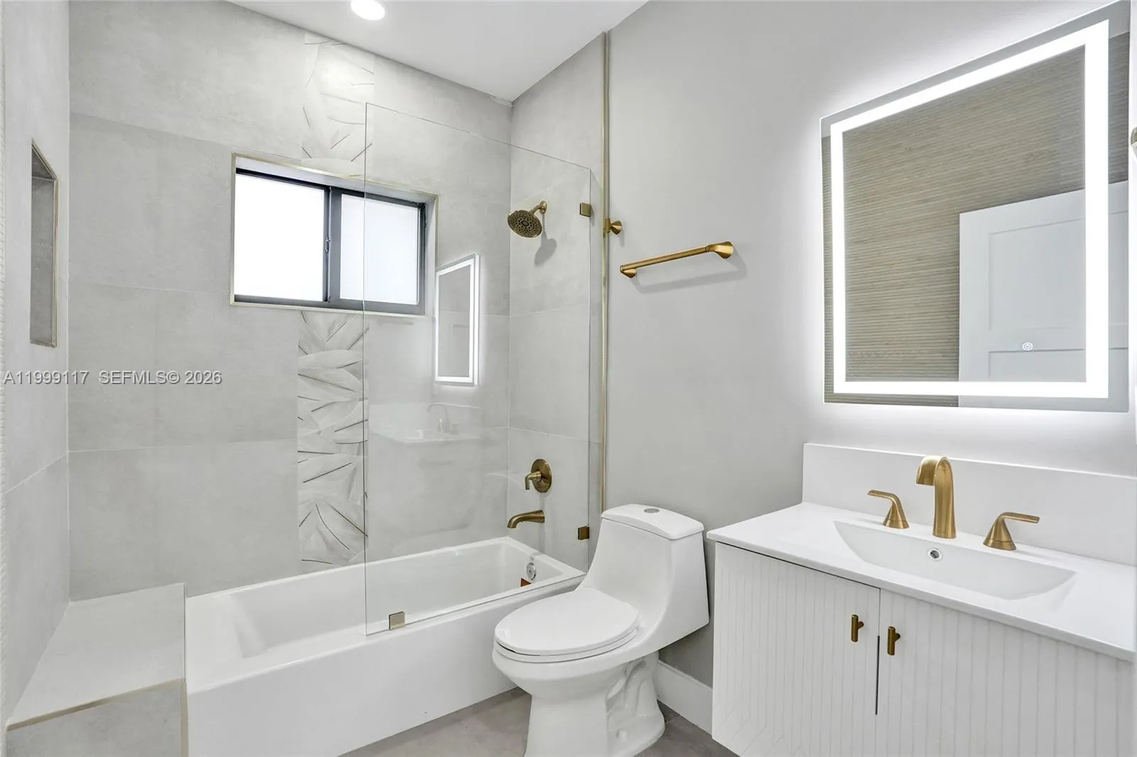 West Park, Florida 33023, West Park, Florida 33023, 4 Bedrooms Bedrooms, ,3 BathroomsBathrooms,Residential,For Sale, West Park, Florida 33023,A11999117