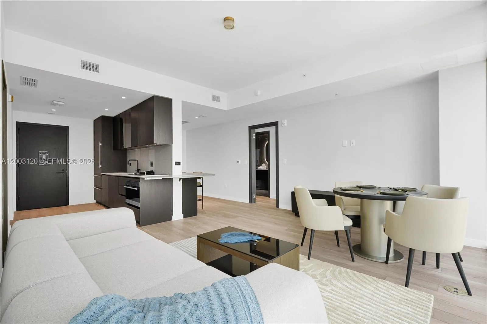 20 Ne 11th St 4006, Miami, Florida 33132, Miami, Florida 33132, 2 Bedrooms Bedrooms, ,2 BathroomsBathrooms,Residential,For Sale,20 Ne 11th St 4006, Miami, Florida 33132,A12003120