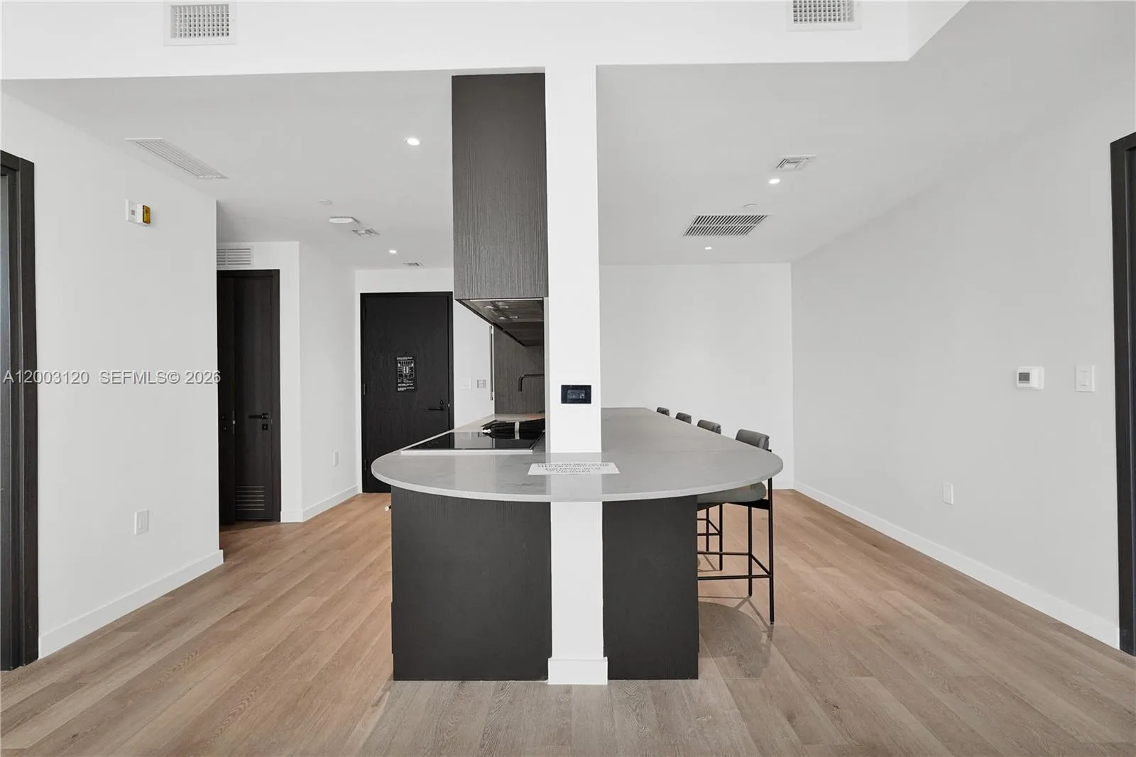 20 Ne 11th St 4006, Miami, Florida 33132, Miami, Florida 33132, 2 Bedrooms Bedrooms, ,2 BathroomsBathrooms,Residential,For Sale,20 Ne 11th St 4006, Miami, Florida 33132,A12003120
