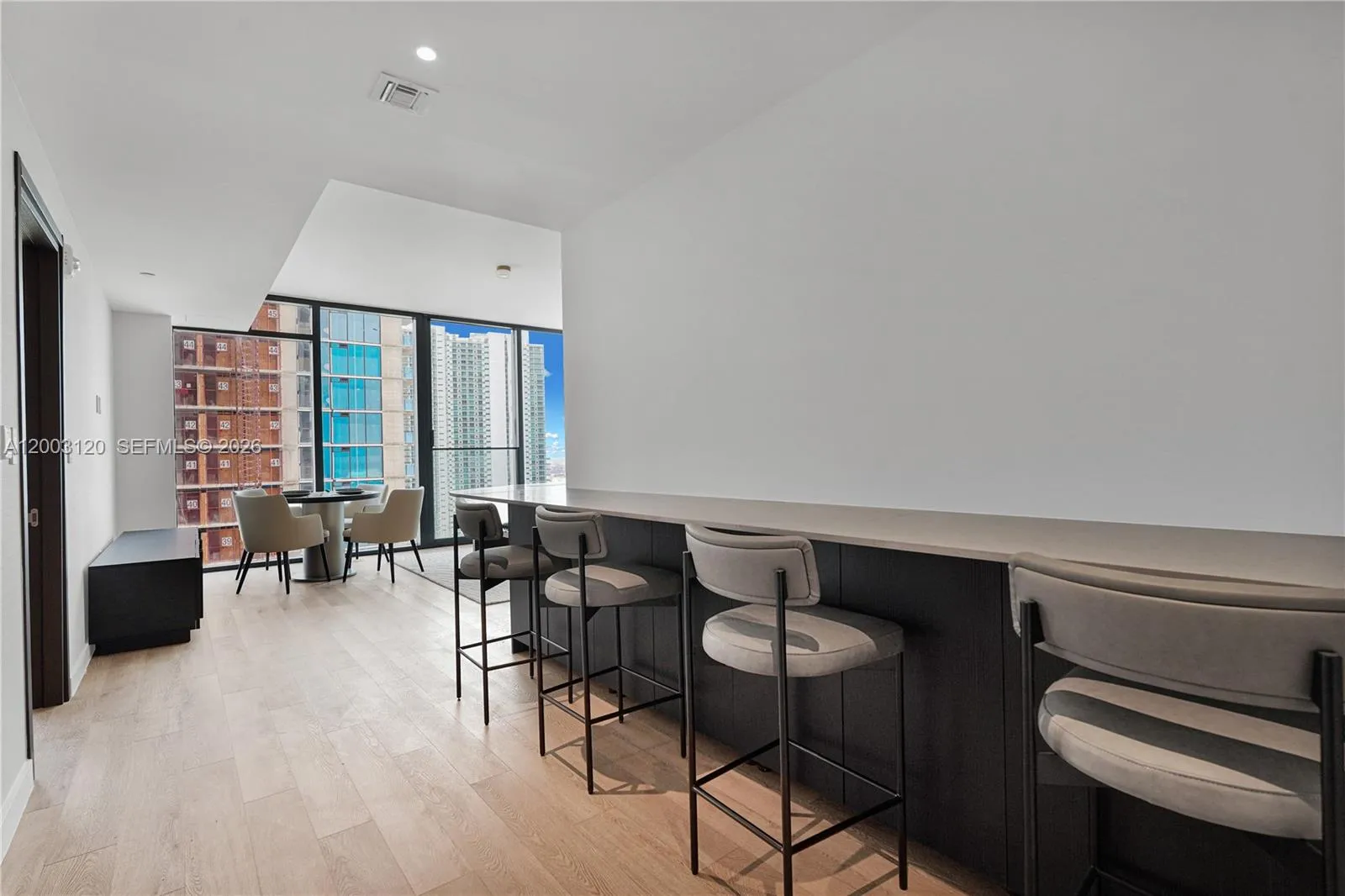 20 Ne 11th St 4006, Miami, Florida 33132, Miami, Florida 33132, 2 Bedrooms Bedrooms, ,2 BathroomsBathrooms,Residential,For Sale,20 Ne 11th St 4006, Miami, Florida 33132,A12003120