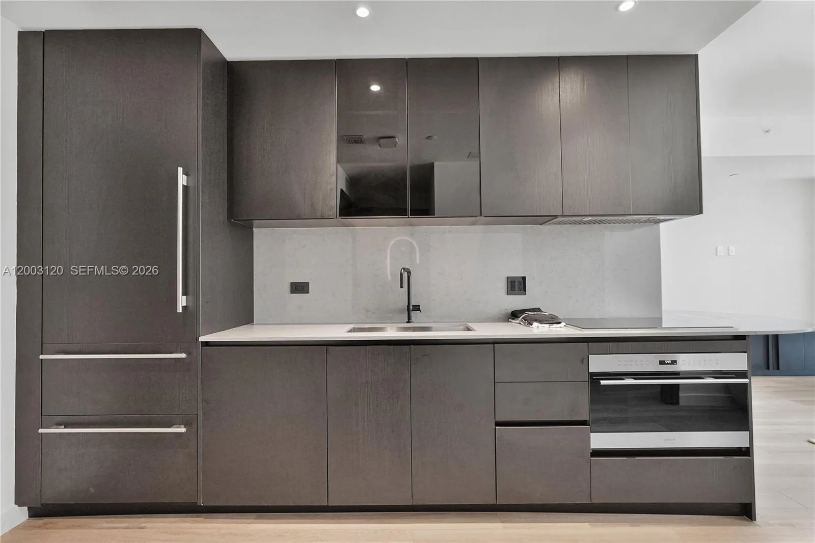 20 Ne 11th St 4006, Miami, Florida 33132, Miami, Florida 33132, 2 Bedrooms Bedrooms, ,2 BathroomsBathrooms,Residential,For Sale,20 Ne 11th St 4006, Miami, Florida 33132,A12003120