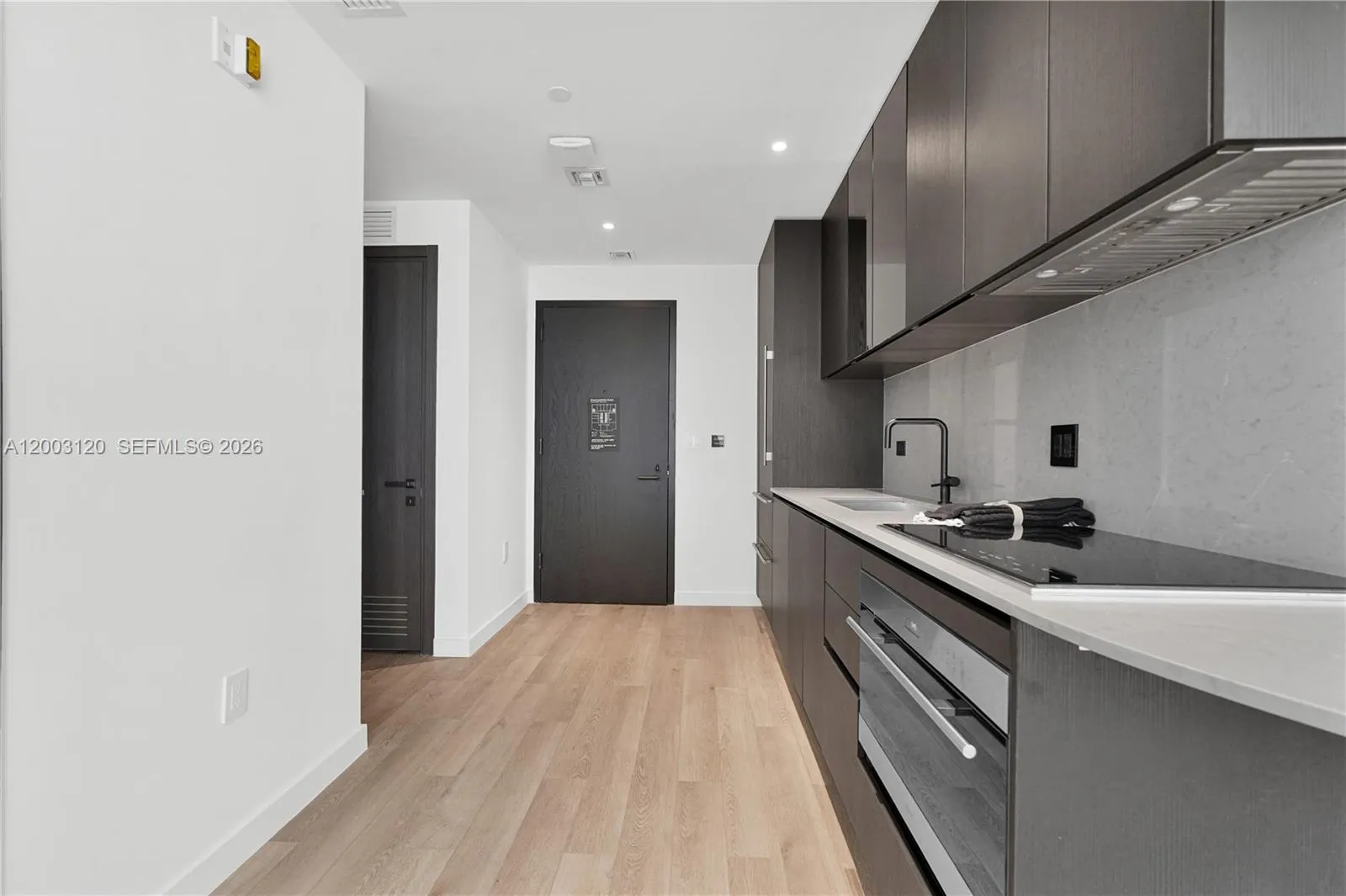 20 Ne 11th St 4006, Miami, Florida 33132, Miami, Florida 33132, 2 Bedrooms Bedrooms, ,2 BathroomsBathrooms,Residential,For Sale,20 Ne 11th St 4006, Miami, Florida 33132,A12003120