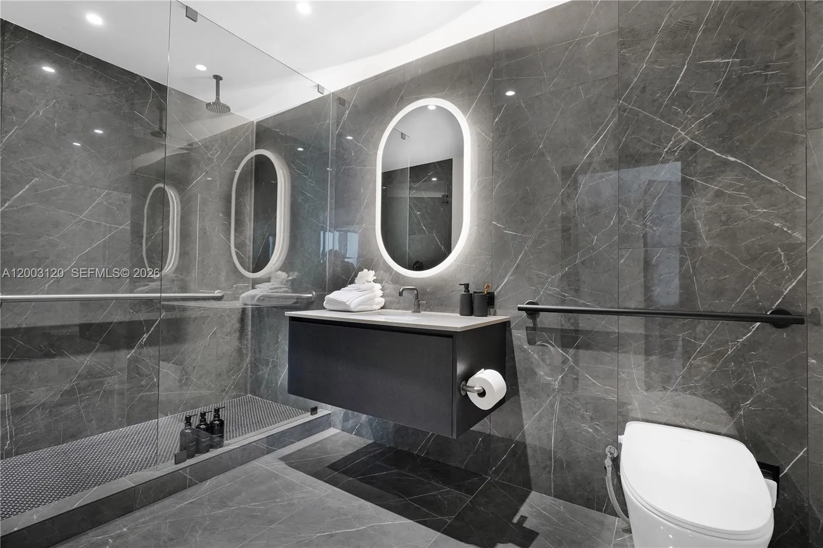 20 Ne 11th St 4006, Miami, Florida 33132, Miami, Florida 33132, 2 Bedrooms Bedrooms, ,2 BathroomsBathrooms,Residential,For Sale,20 Ne 11th St 4006, Miami, Florida 33132,A12003120