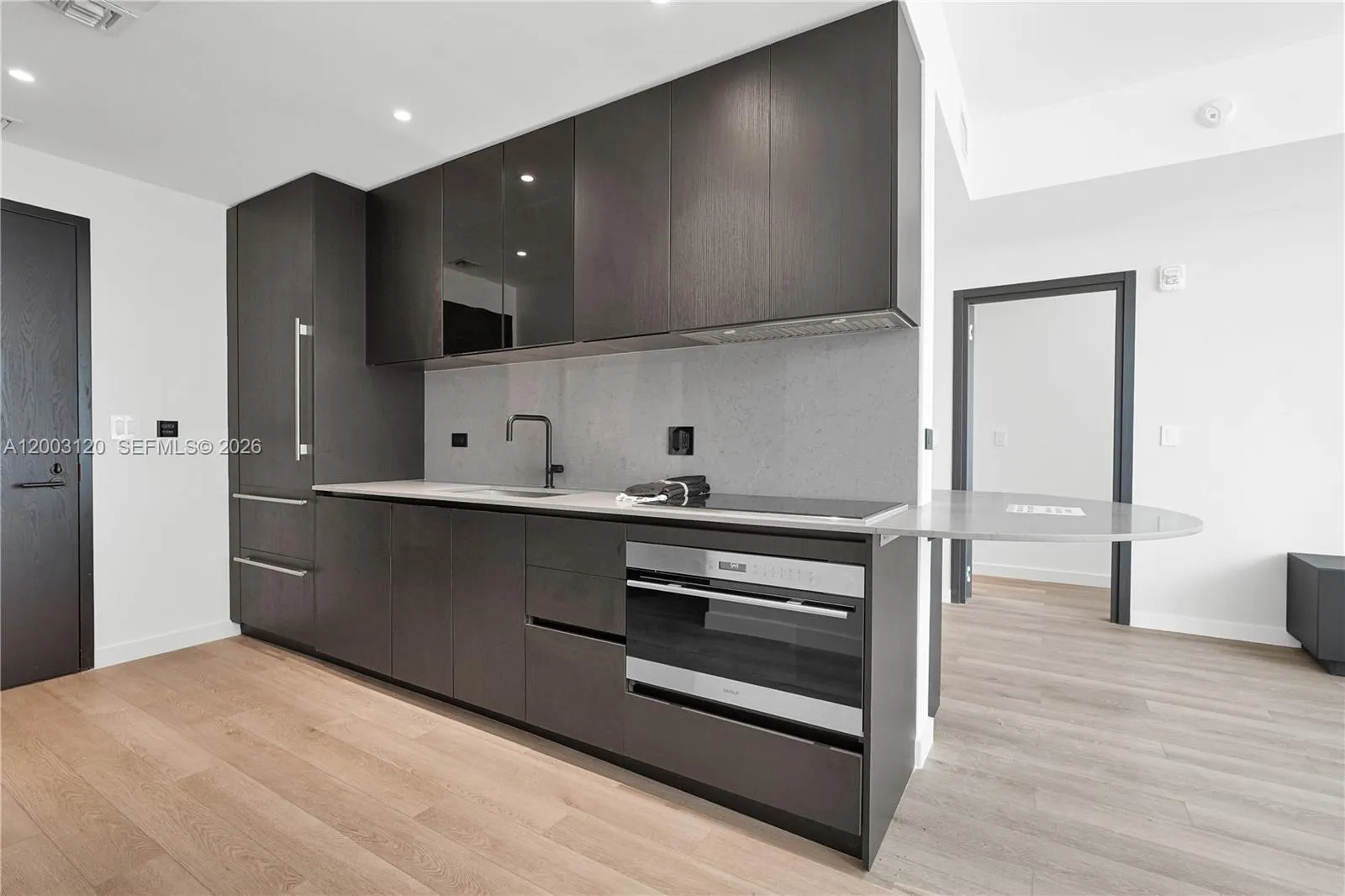 20 Ne 11th St 4006, Miami, Florida 33132, Miami, Florida 33132, 2 Bedrooms Bedrooms, ,2 BathroomsBathrooms,Residential,For Sale,20 Ne 11th St 4006, Miami, Florida 33132,A12003120