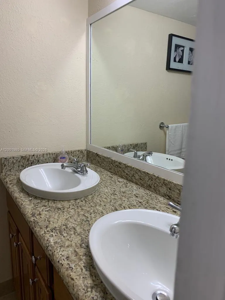 7530 Sw 82nd St G102, Miami, Florida 33143, Miami, Florida 33143, 1 Bedroom Bedrooms, ,1 BathroomBathrooms,Residential,For Sale,7530 Sw 82nd St G102, Miami, Florida 33143,A12001985