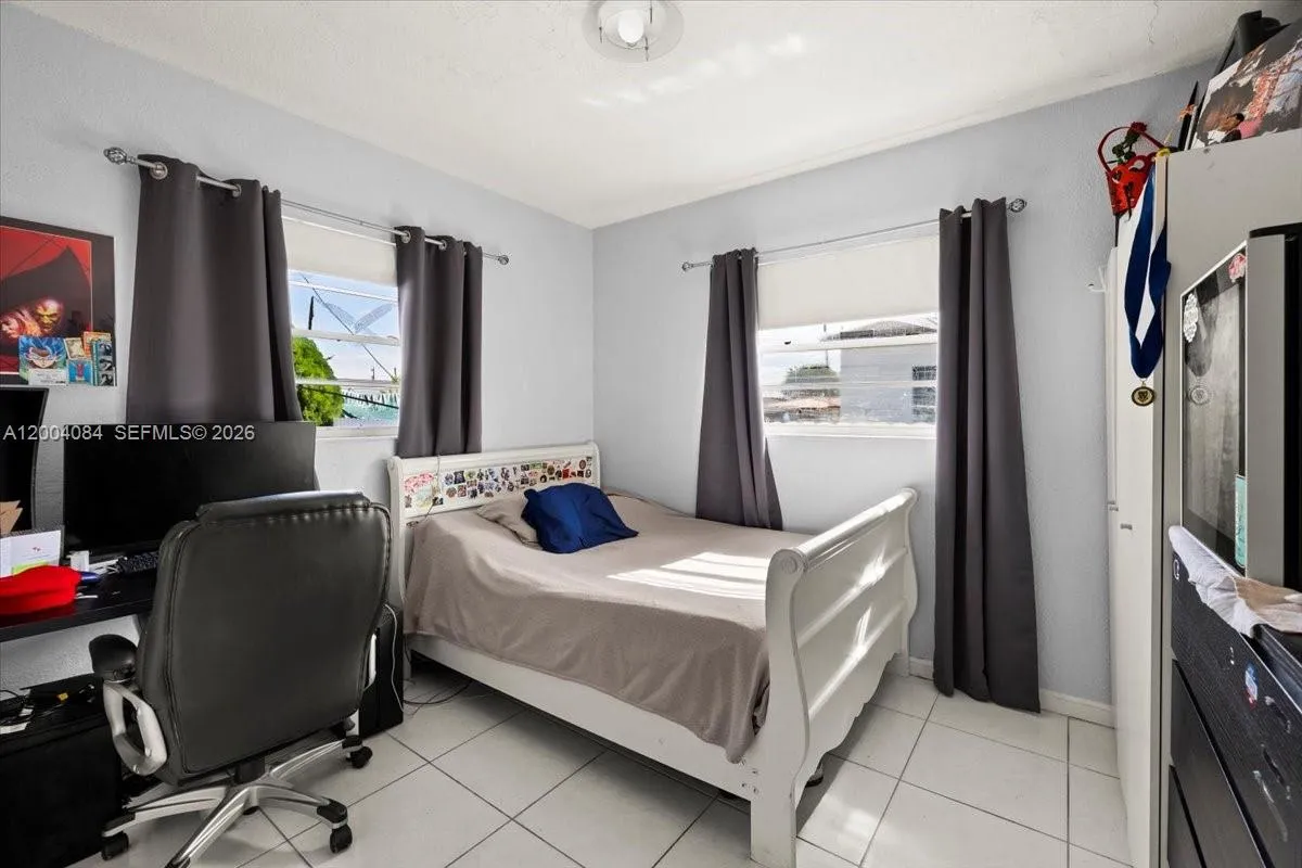 9025 Sw 36th St, Miami, Florida 33165, Miami, Florida 33165, 3 Bedrooms Bedrooms, ,2 BathroomsBathrooms,Residential,For Sale,9025 Sw 36th St, Miami, Florida 33165,A12004084