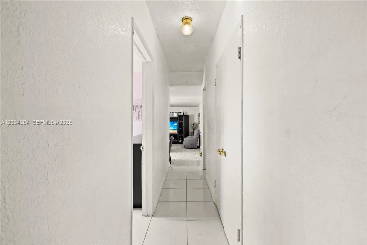 9025 Sw 36th St, Miami, Florida 33165, Miami, Florida 33165, 3 Bedrooms Bedrooms, ,2 BathroomsBathrooms,Residential,For Sale,9025 Sw 36th St, Miami, Florida 33165,A12004084