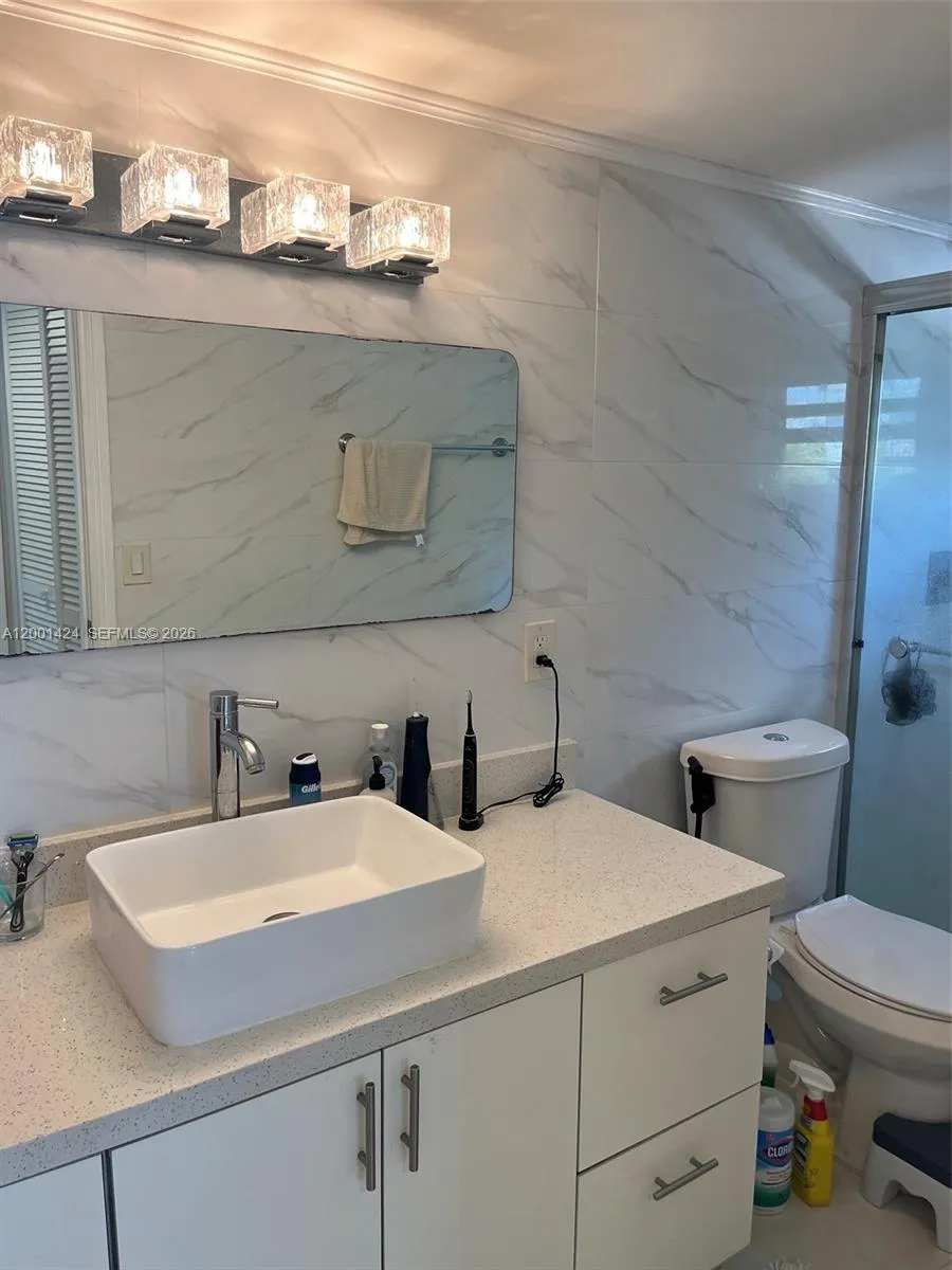 8245 Lake Dr 301, Doral, Florida 33166, Doral, Florida 33166, 1 Bedroom Bedrooms, ,1 BathroomBathrooms,Residential Lease,For Rent,8245 Lake Dr 301, Doral, Florida 33166,A12001424