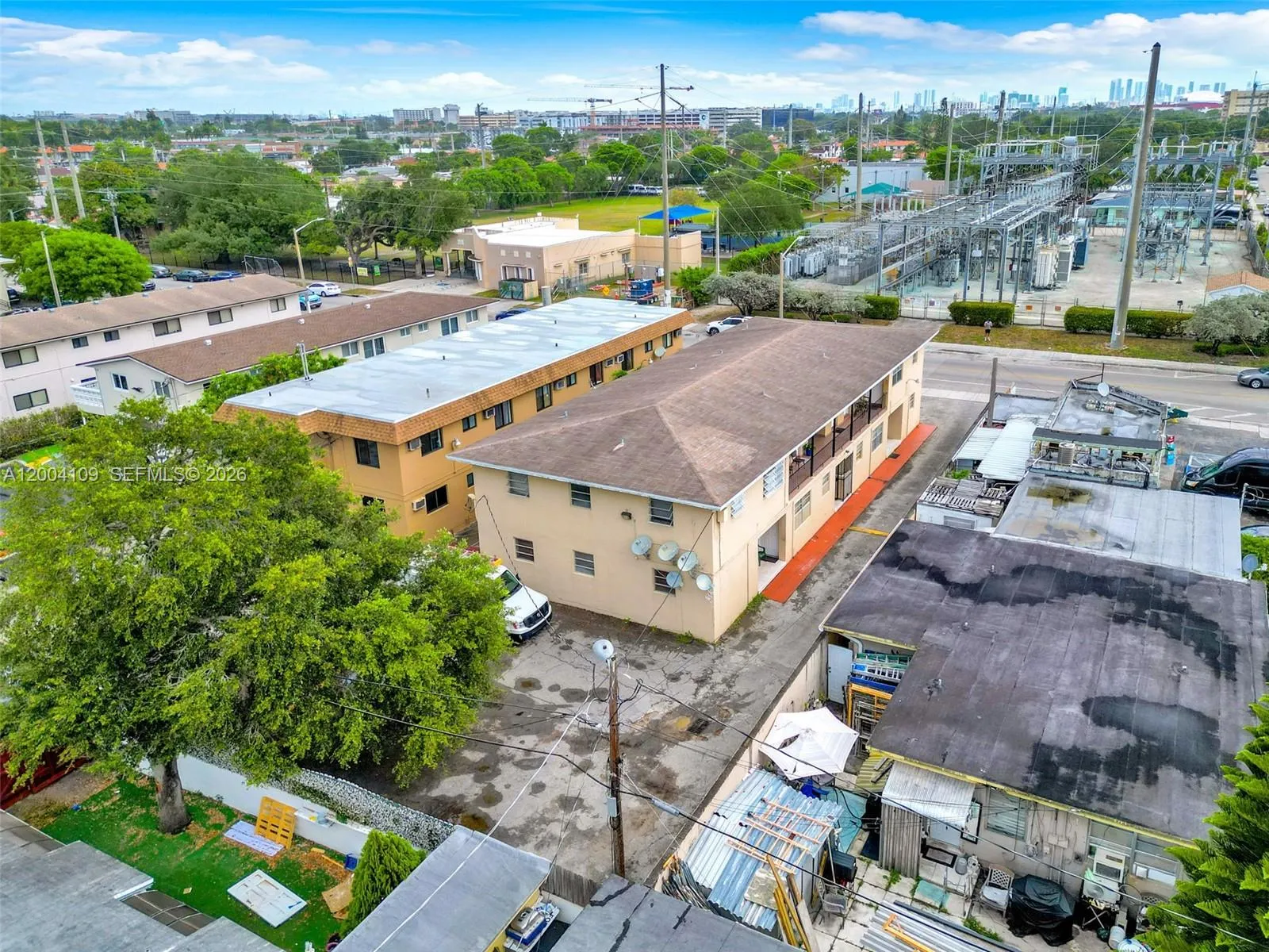 410 Nw 47th Ave, Miami, Florida 33126, Miami, Florida 33126, ,Residential Income,For Sale,410 Nw 47th Ave, Miami, Florida 33126,A12004109