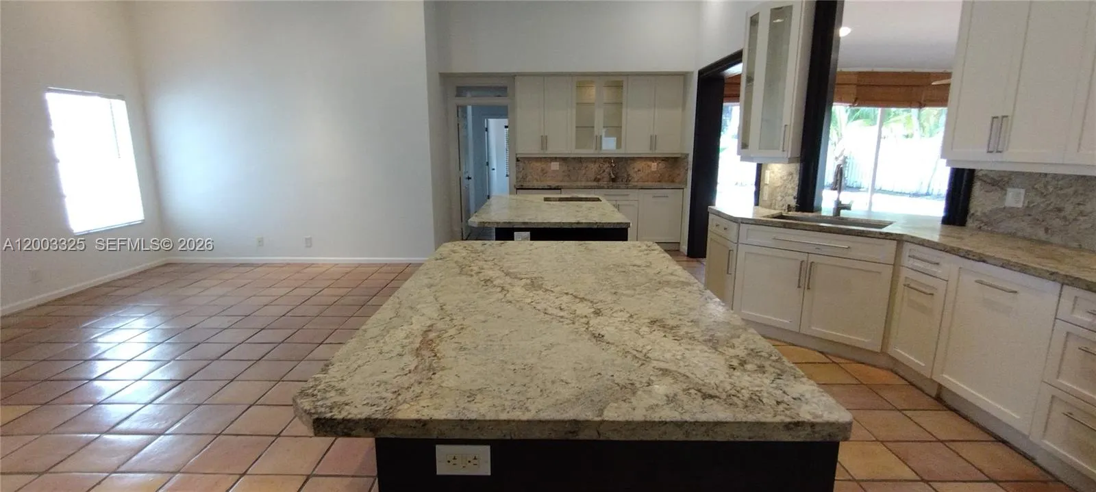 659 Verona Pl, Weston, Florida 33326, Weston, Florida 33326, 4 Bedrooms Bedrooms, ,2 BathroomsBathrooms,Residential,For Sale,659 Verona Pl, Weston, Florida 33326,A12003325