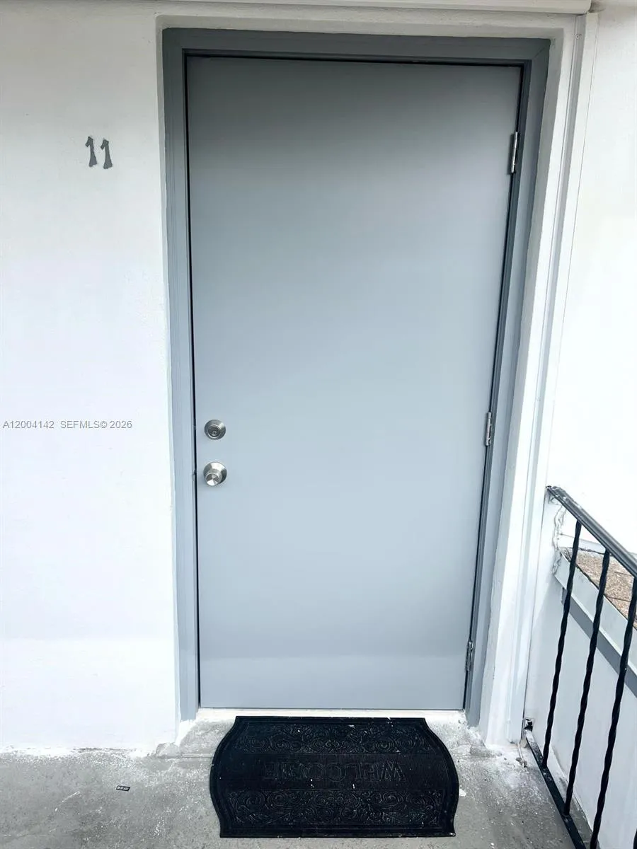 749 Se 15th St 11, Fort Lauderdale, Florida 33316, Fort Lauderdale, Florida 33316, 2 Bedrooms Bedrooms, ,1 BathroomBathrooms,Residential Lease,For Rent,749 Se 15th St 11, Fort Lauderdale, Florida 33316,A12004142