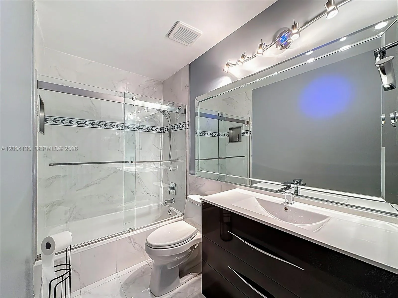 781 Ne 195th St, Miami, Florida 33179, Miami, Florida 33179, 3 Bedrooms Bedrooms, ,2 BathroomsBathrooms,Residential,For Sale,781 Ne 195th St, Miami, Florida 33179,A12004130
