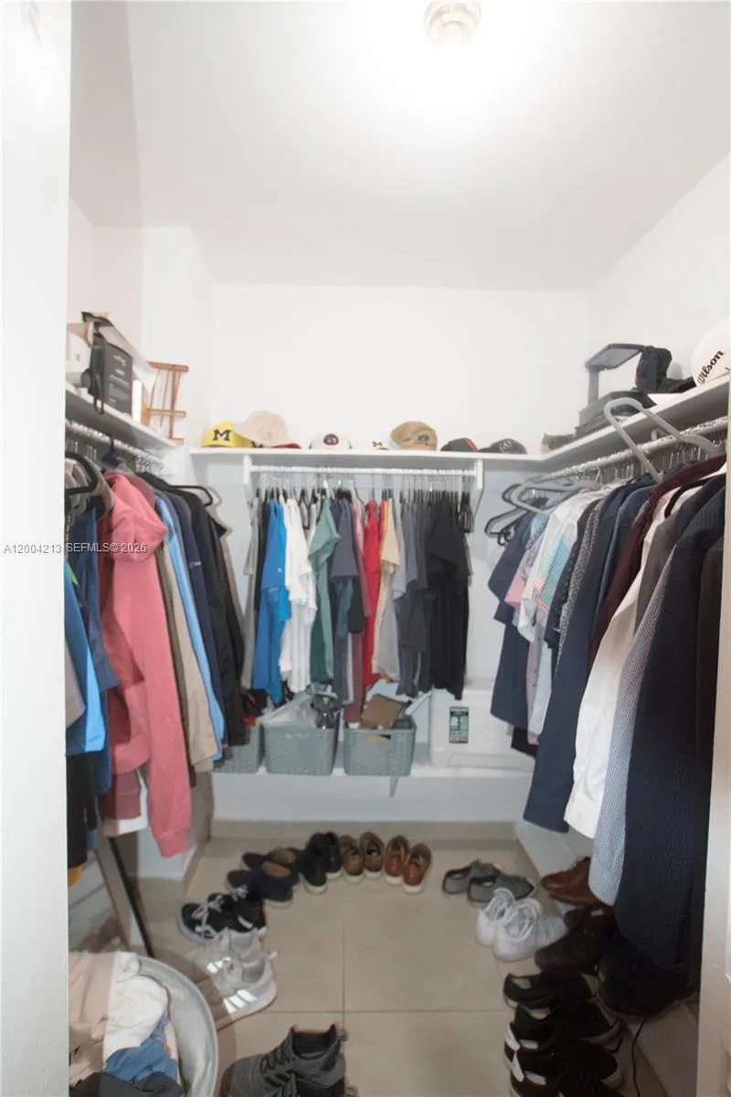 801 Brickell Bay Dr 363, Miami, Florida 33131, Miami, Florida 33131, ,1 BathroomBathrooms,Residential Lease,For Rent,801 Brickell Bay Dr 363, Miami, Florida 33131,A12004213