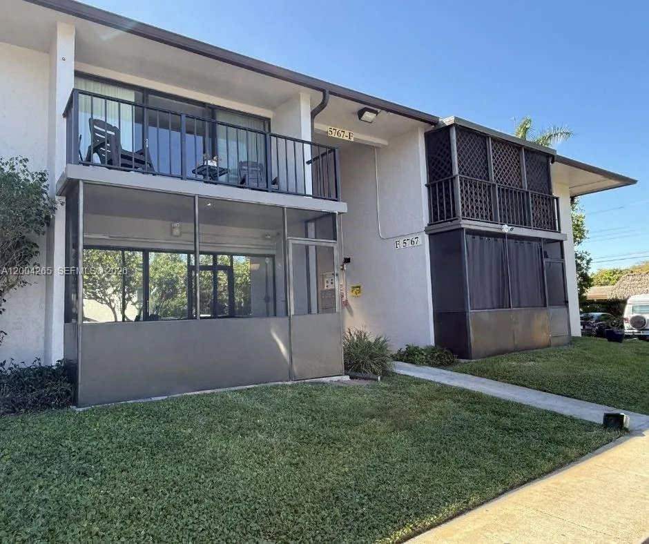 5767 Washington St F1, Hollywood, Florida 33023, Hollywood, Florida 33023, 1 Bedroom Bedrooms, 1 Room Rooms,1 BathroomBathrooms,Residential,For Sale,5767 Washington St F1, Hollywood, Florida 33023,A12004265