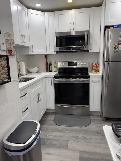 9350 Fontainebleau Blvd 413, Miami, Florida 33172, Miami, Florida 33172, 1 Bedroom Bedrooms, ,1 BathroomBathrooms,Residential,For Sale,9350 Fontainebleau Blvd 413, Miami, Florida 33172,A12003106