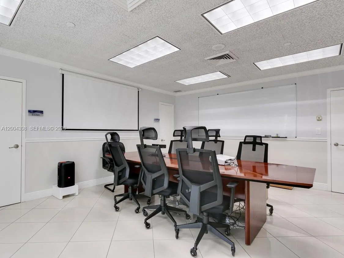 2801 Greene St Suite 22, Hollywood, Florida 33020, Hollywood, Florida 33020, ,Commercial Lease,For Rent,2801 Greene St Suite 22, Hollywood, Florida 33020,A12004308