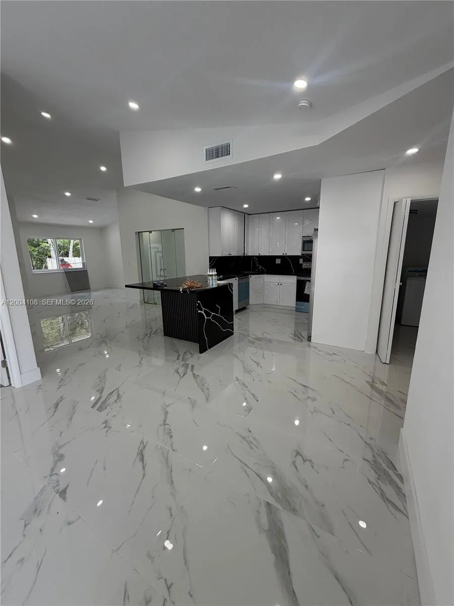 8981 Sw 5th Ln, Miami, Florida 33174, Miami, Florida 33174, 3 Bedrooms Bedrooms, ,2 BathroomsBathrooms,Residential,For Sale,8981 Sw 5th Ln, Miami, Florida 33174,A12004108