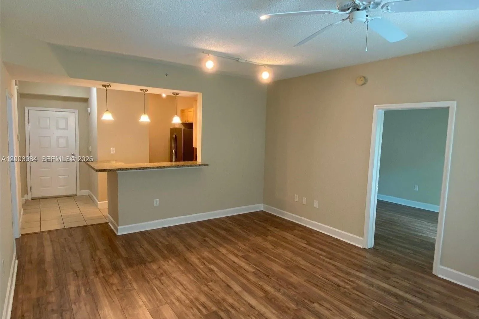 6001 Sw 70th St 342, South Miami, Florida 33143, South Miami, Florida 33143, 2 Bedrooms Bedrooms, ,2 BathroomsBathrooms,Residential Lease,For Rent,6001 Sw 70th St 342, South Miami, Florida 33143,A12003984